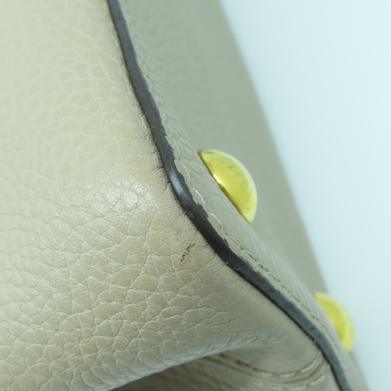 LOUIS VUITTON 牛皮皮革/蛇皮皮革Capucines MM金扣手挽肩背两用袋灰褐色