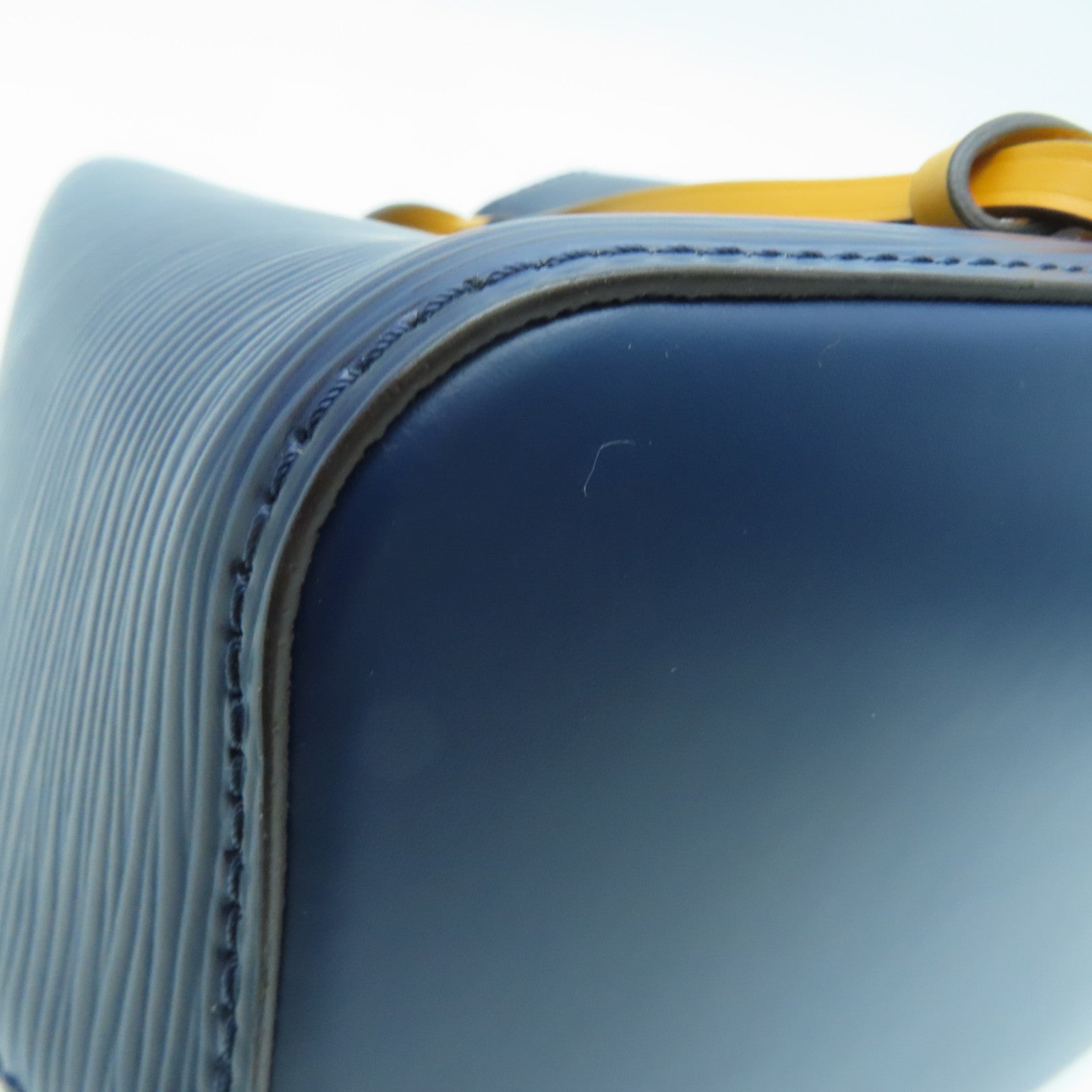 LOUIS VUITTON Epi皮革Noe Shoulder Bag銀扣肩背袋藍色
