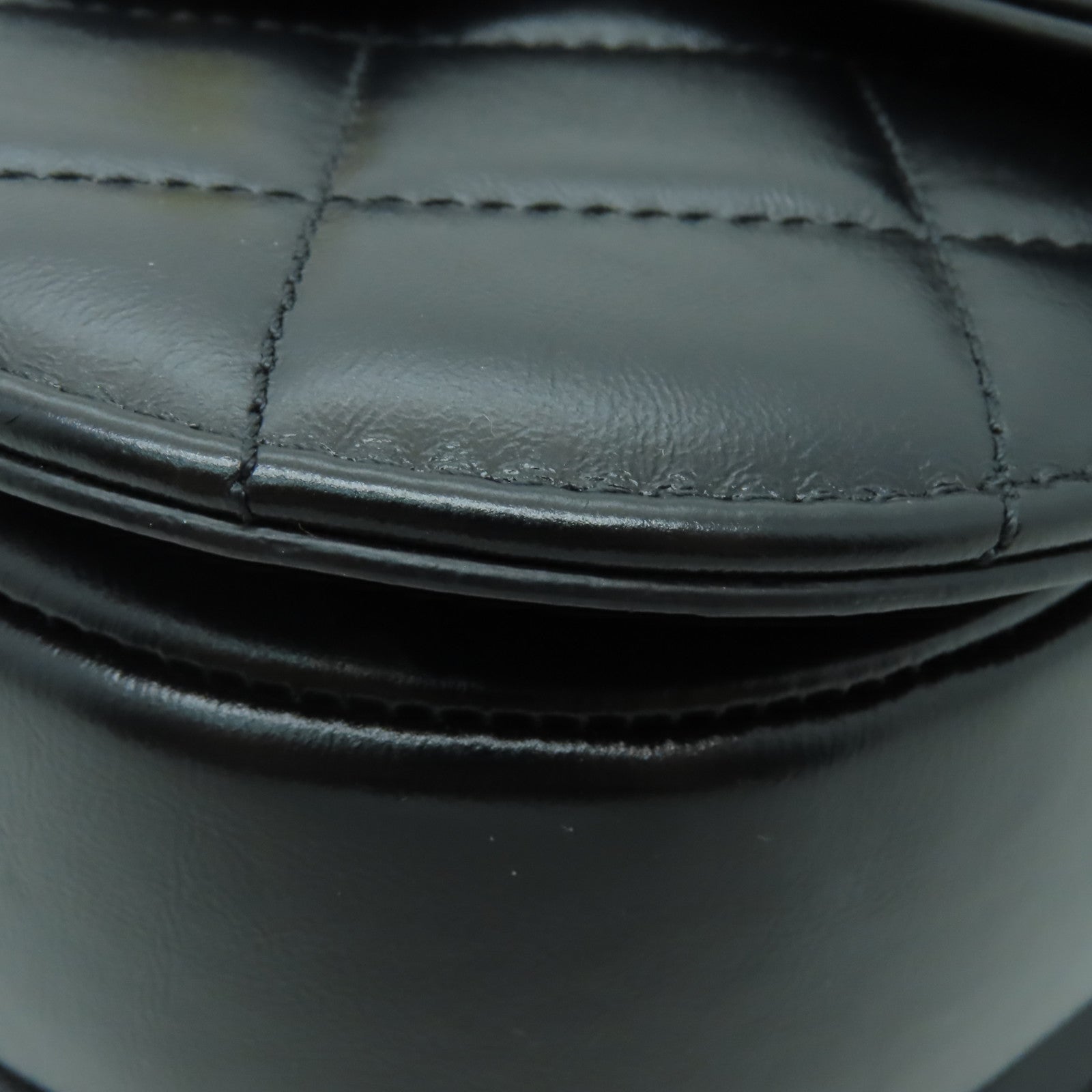 CHANEL 菱格牛皮皮革Chain Shoulder Bag金扣鏈帶肩背袋黒色