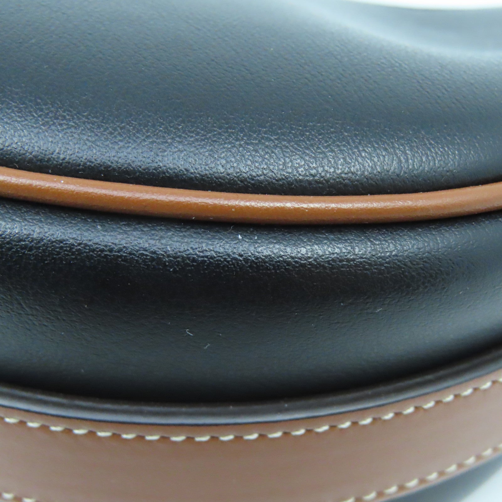 CELINE 牛皮皮革Shoulder Bag金扣肩背袋啡色