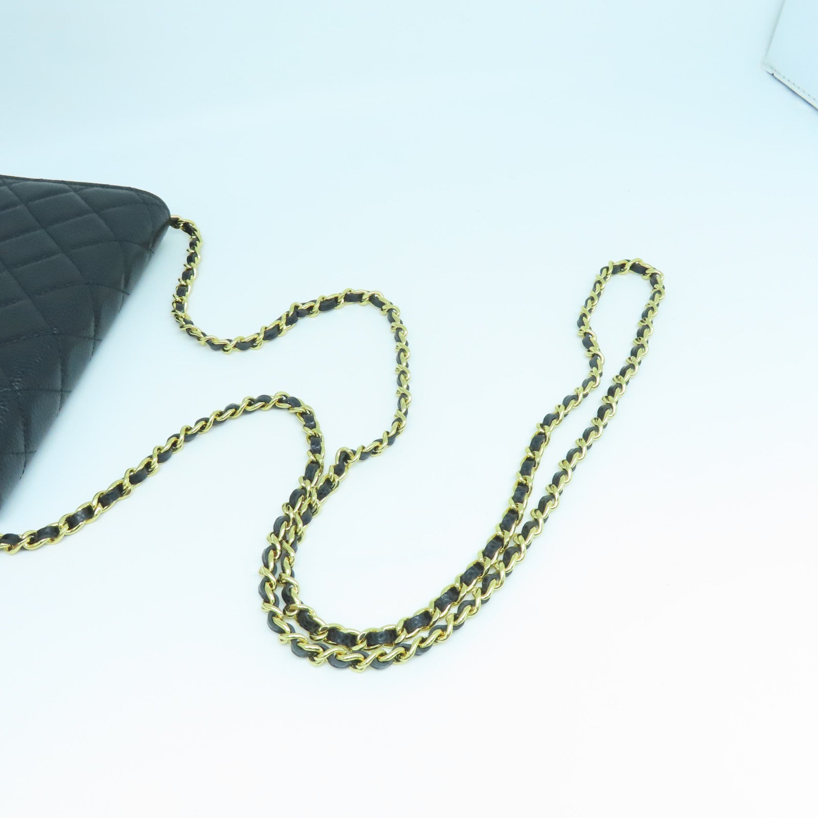 CHANEL 菱格Caviar皮革WOC金扣肩背袋黑色