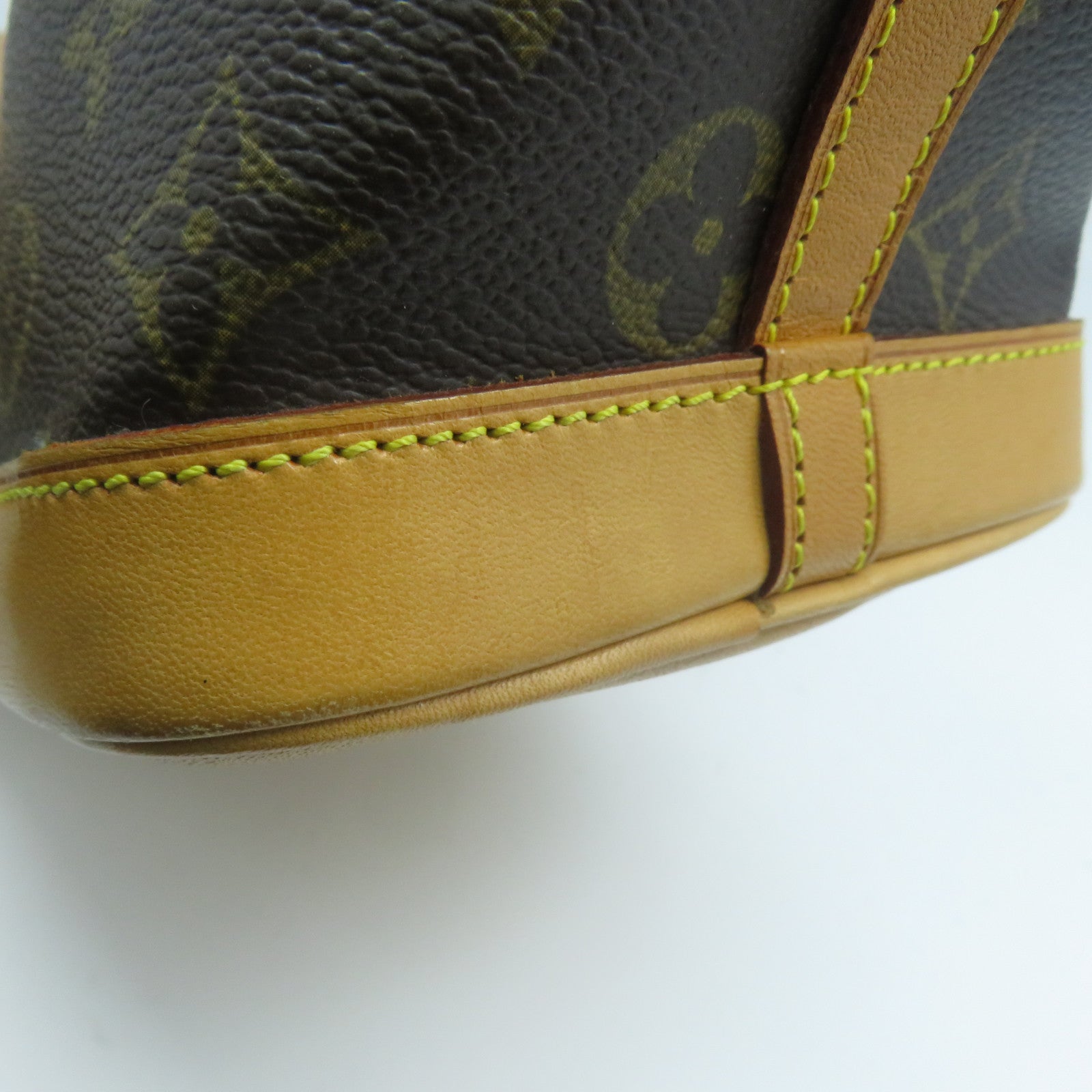 LOUIS VUITTON Monogram Noe Mini金扣肩背袋啡色