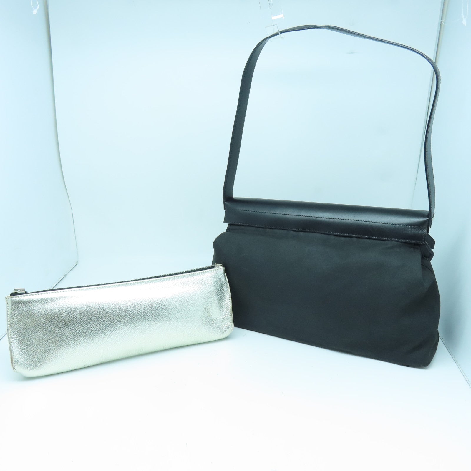 HERMES 帆布Yech Bag銀扣肩背袋黑色