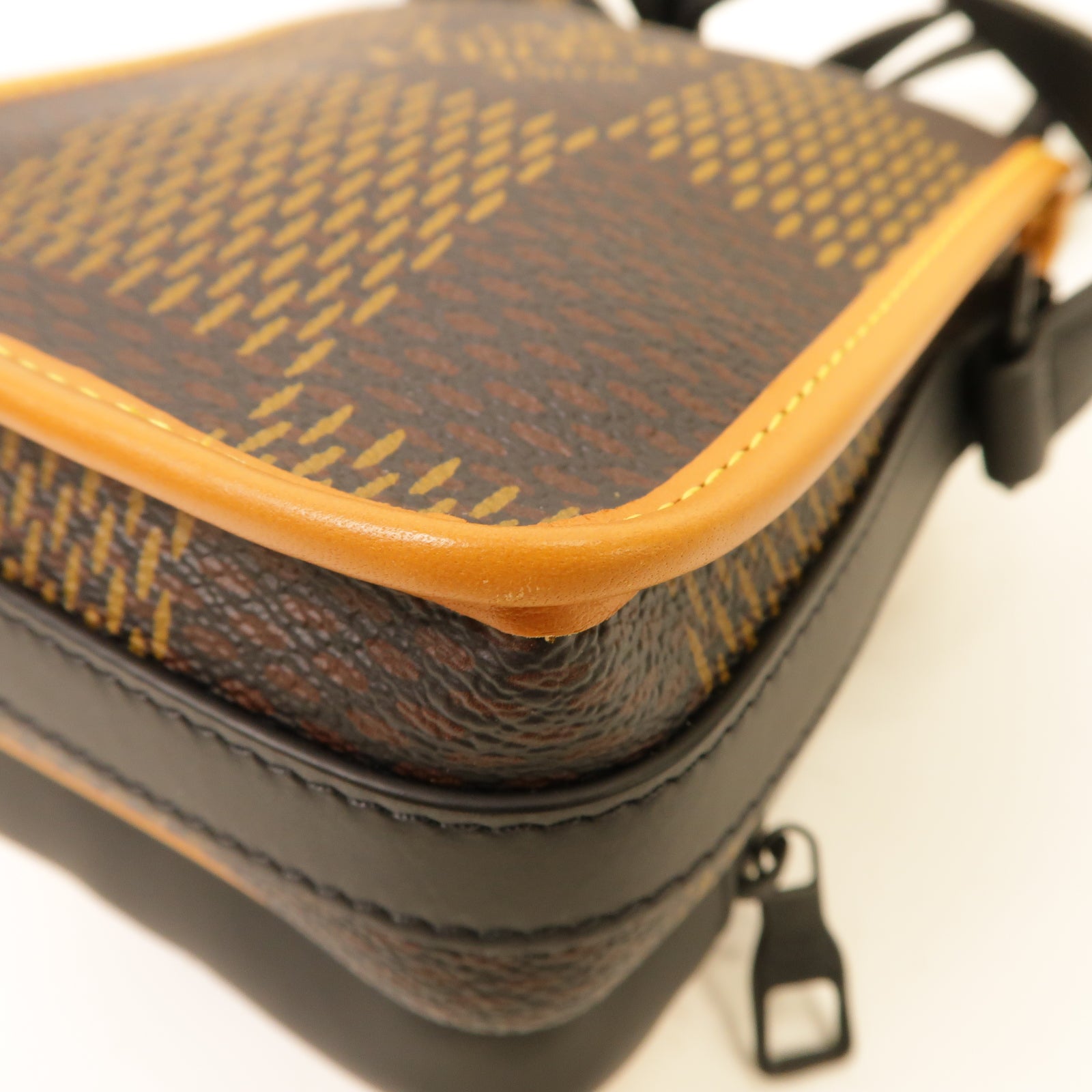 LOUIS VUITTON Damier Giant Nano Amazone肩背袋棕色