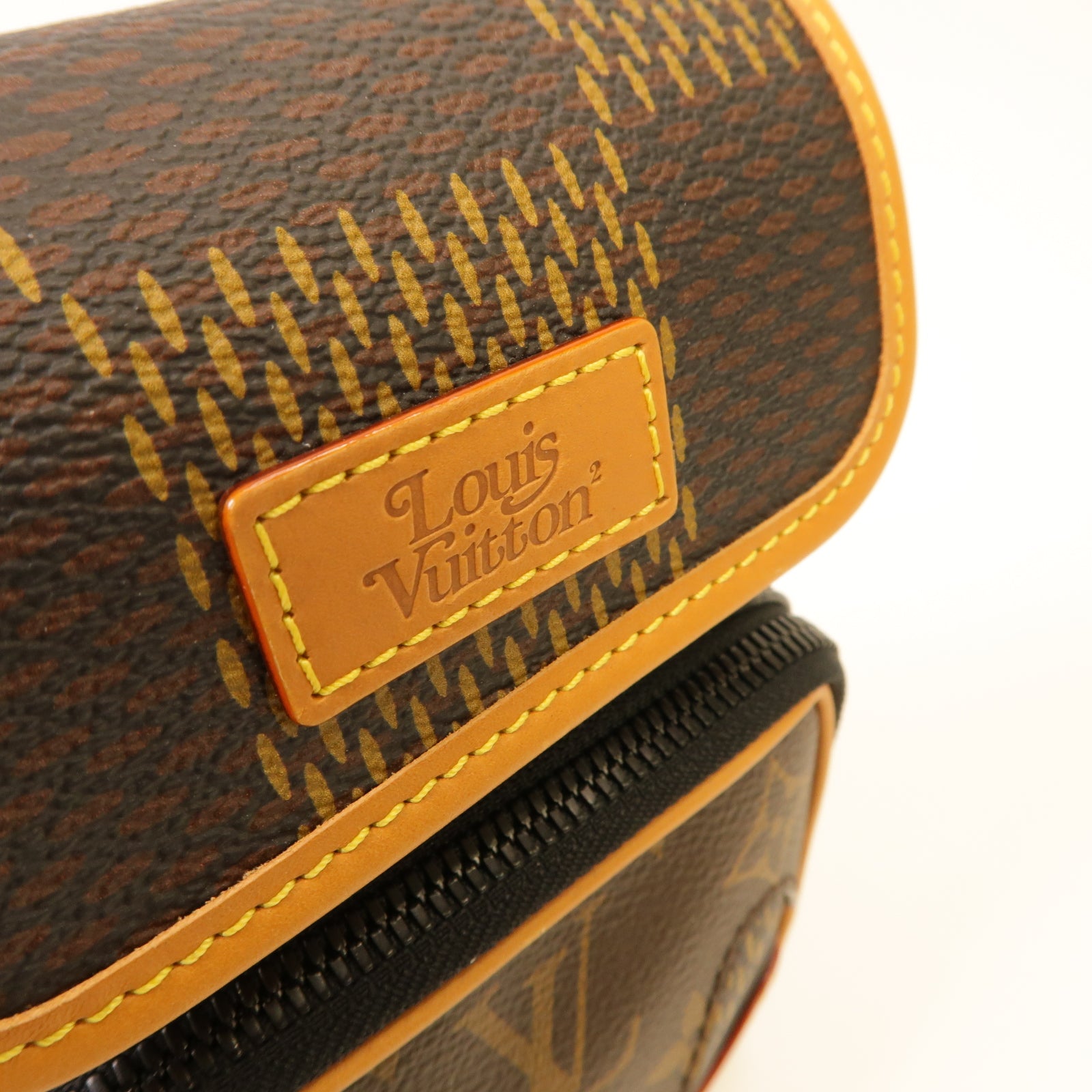 LOUIS VUITTON Damier Giant Nano Amazone肩背袋棕色