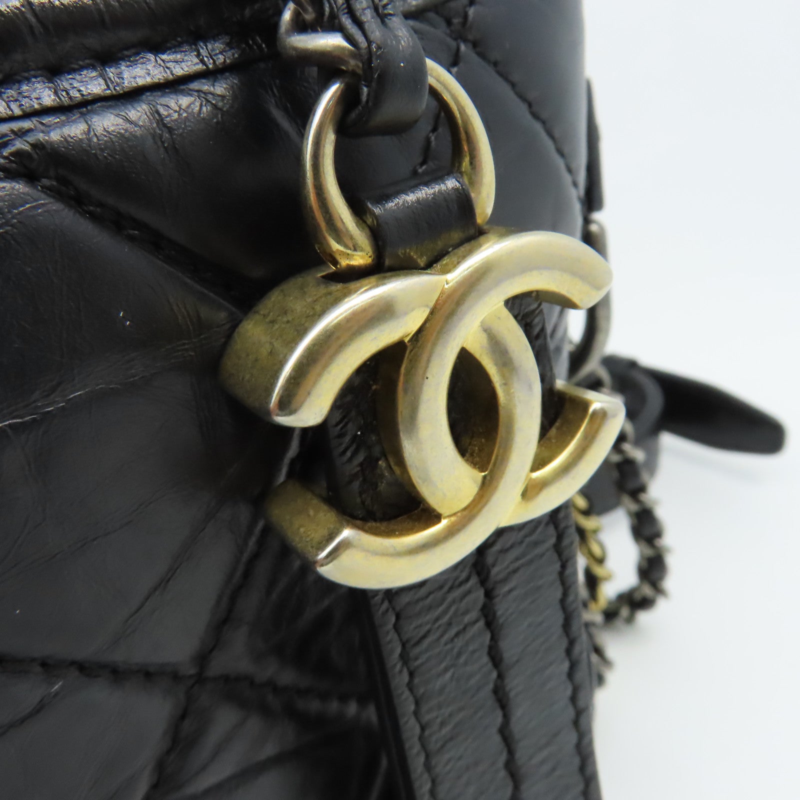 CHANEL 菱格牛皮皮革Gabrielle Hobo Small Chain Shoulder Bag金扣鏈帶肩背袋黑色