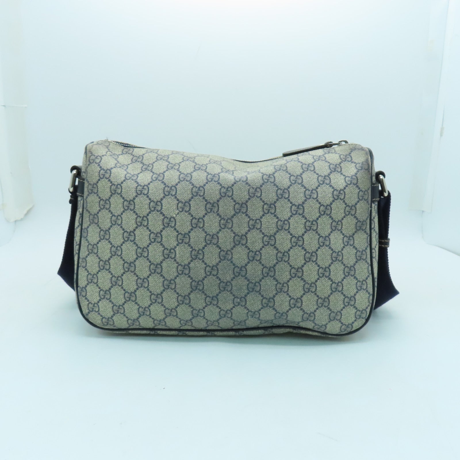 GUCCI coated canvas Shoulder Bag silver buckle shoulder bag blue