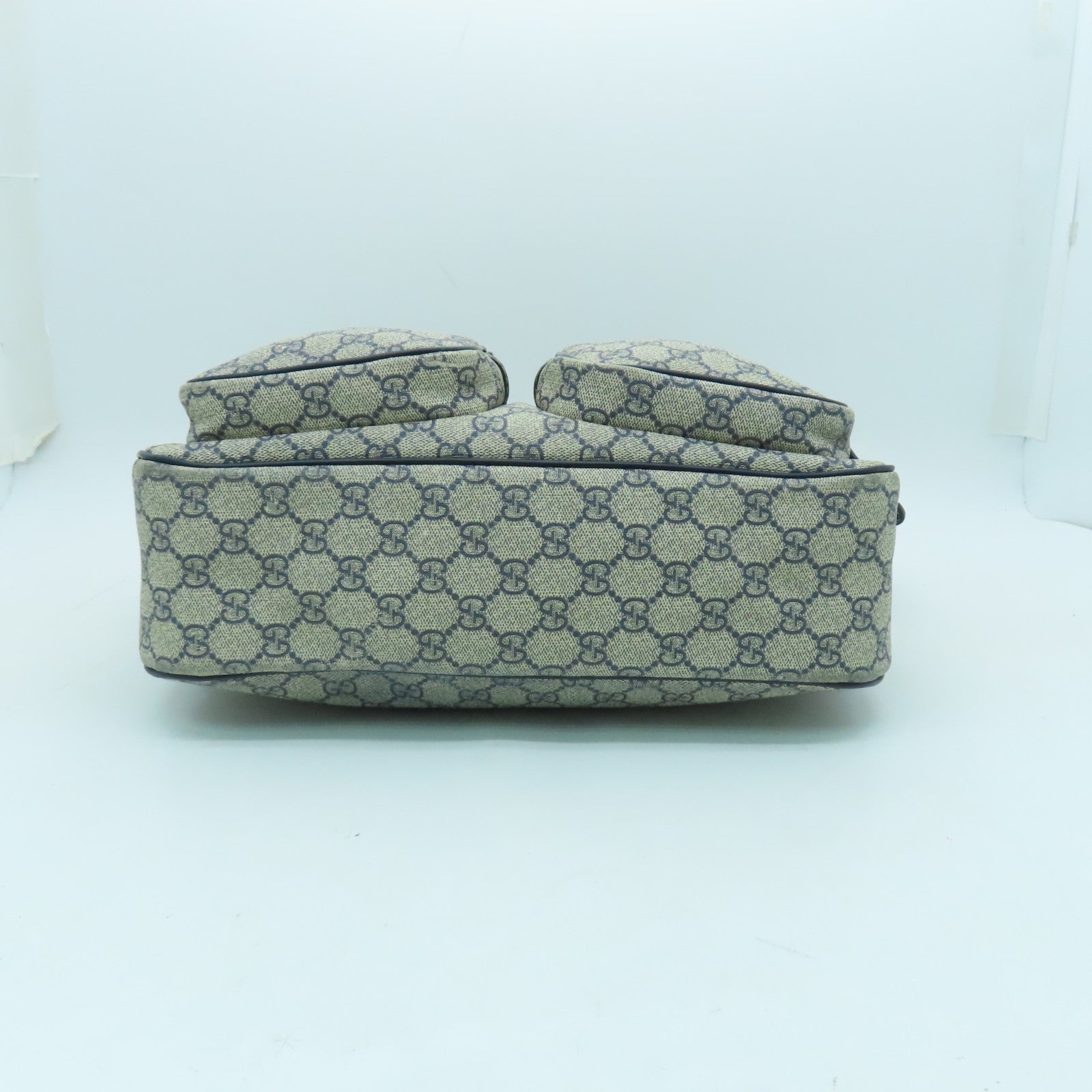 GUCCI coated canvas Shoulder Bag silver buckle shoulder bag blue