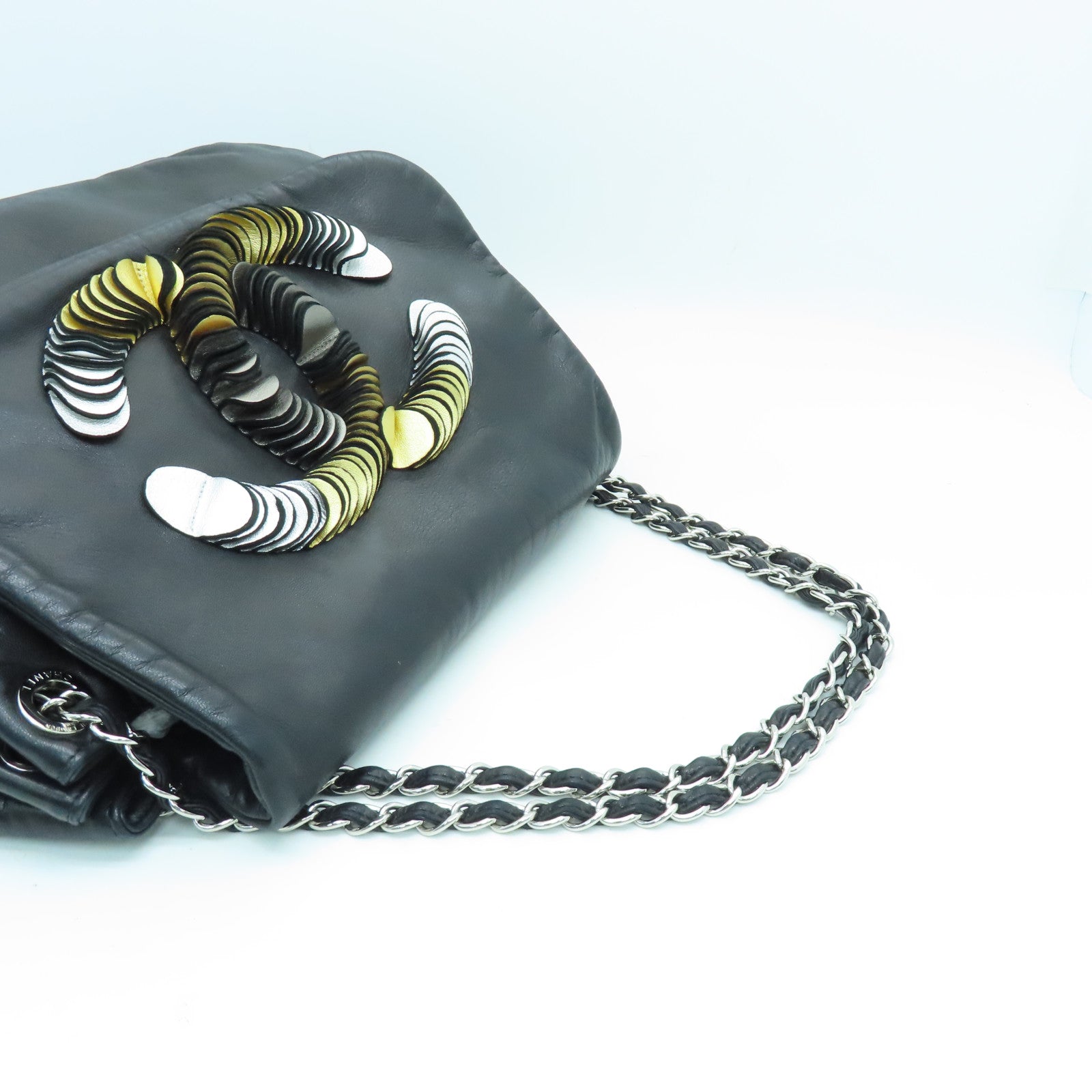 CHANEL 羊皮皮革Chain Shoulder Bag银扣链带肩背袋黑色