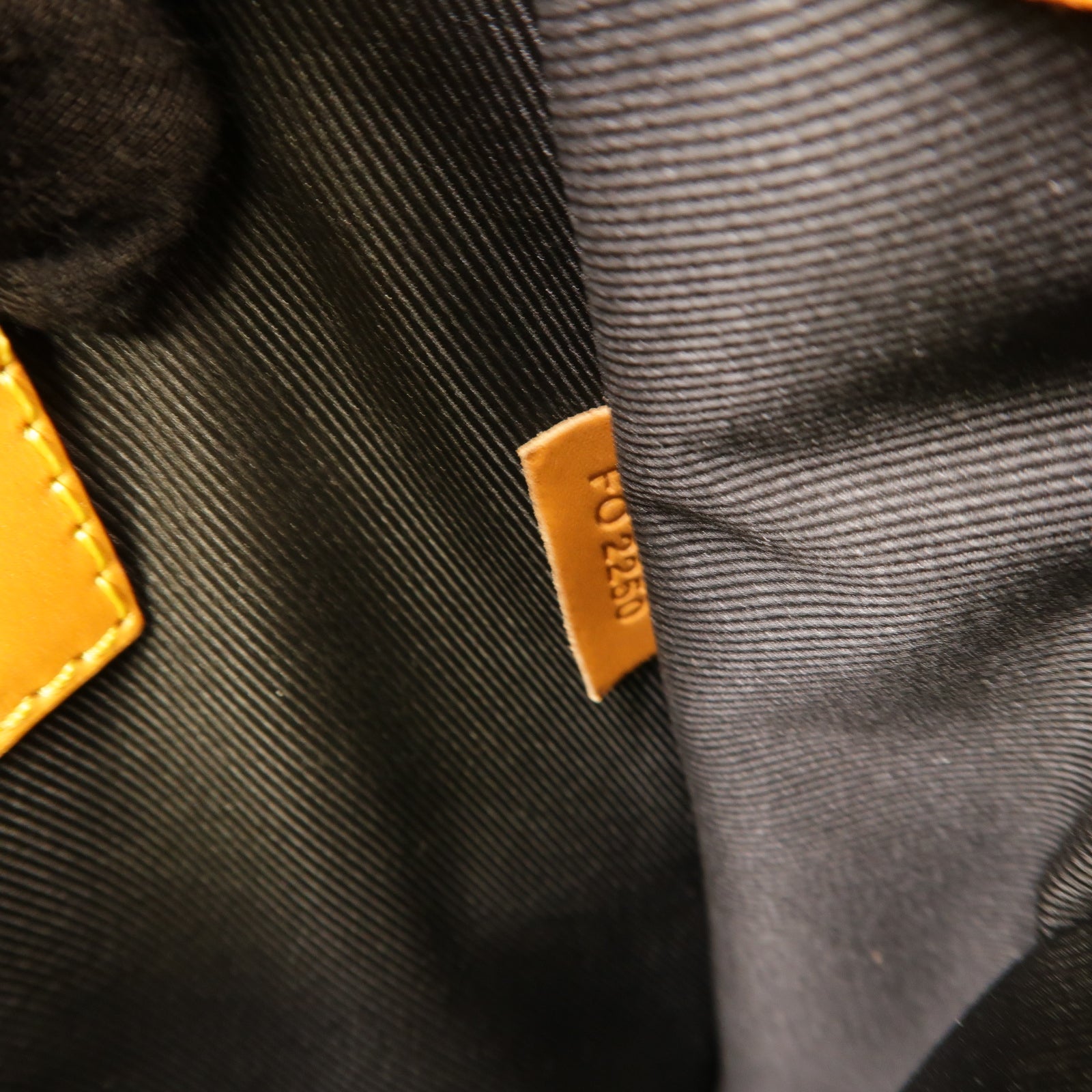 LOUIS VUITTON Damier Giant Nano Amazone肩背袋棕色