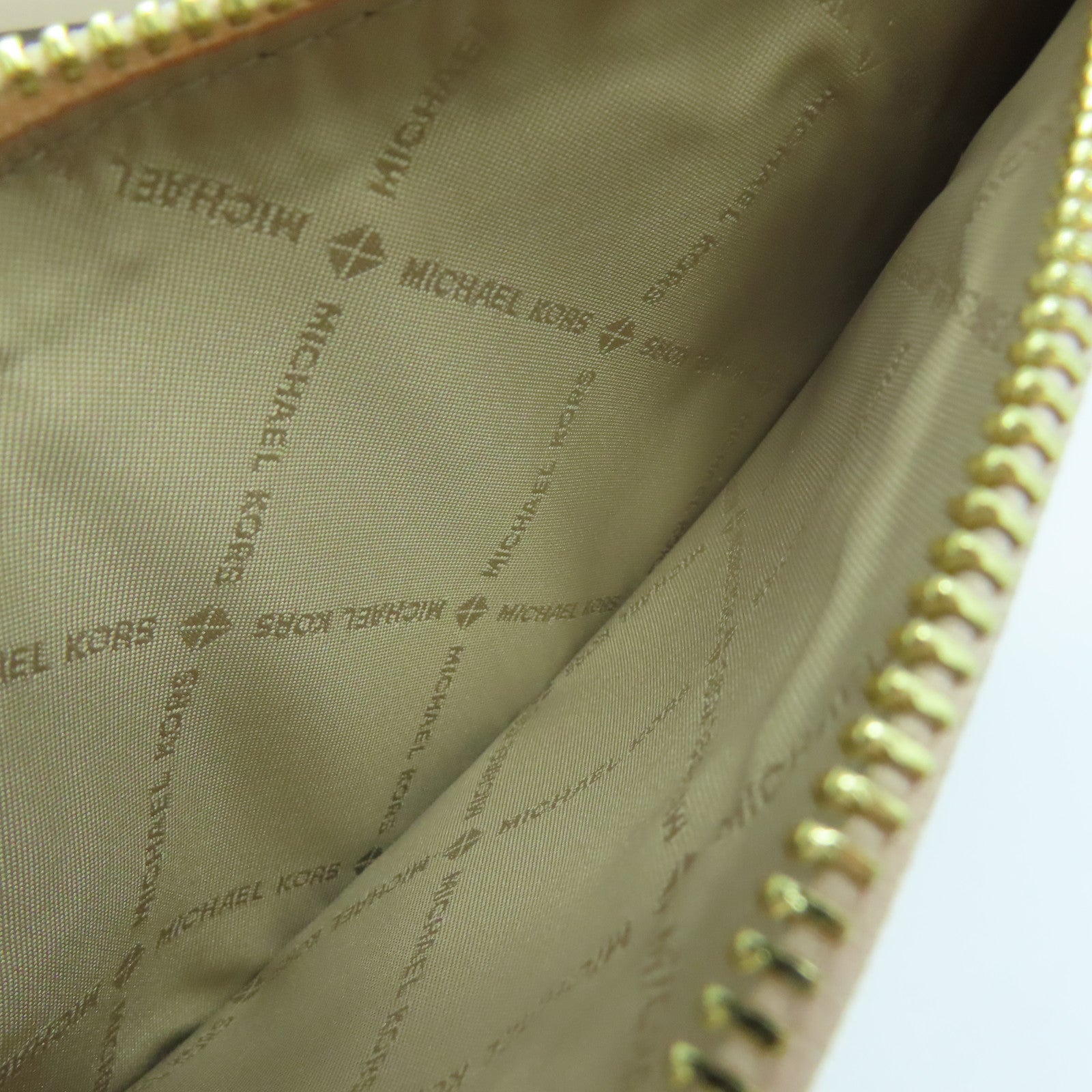 Michael Kors 牛皮皮革Jet Set金扣手挽肩背兩用袋淺粉紅色