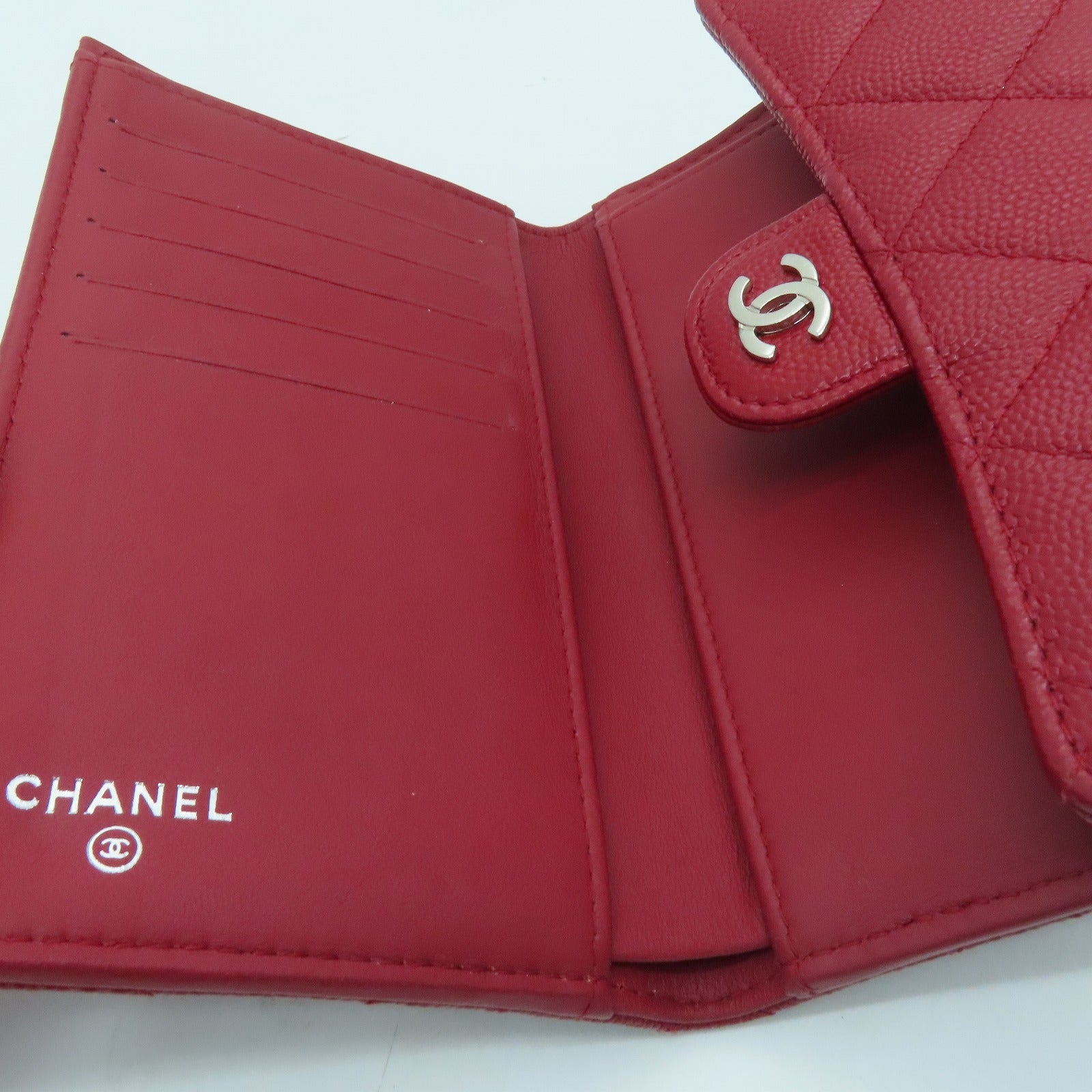 CHANEL 菱格Cavier皮革Wallet银扣钱包红色