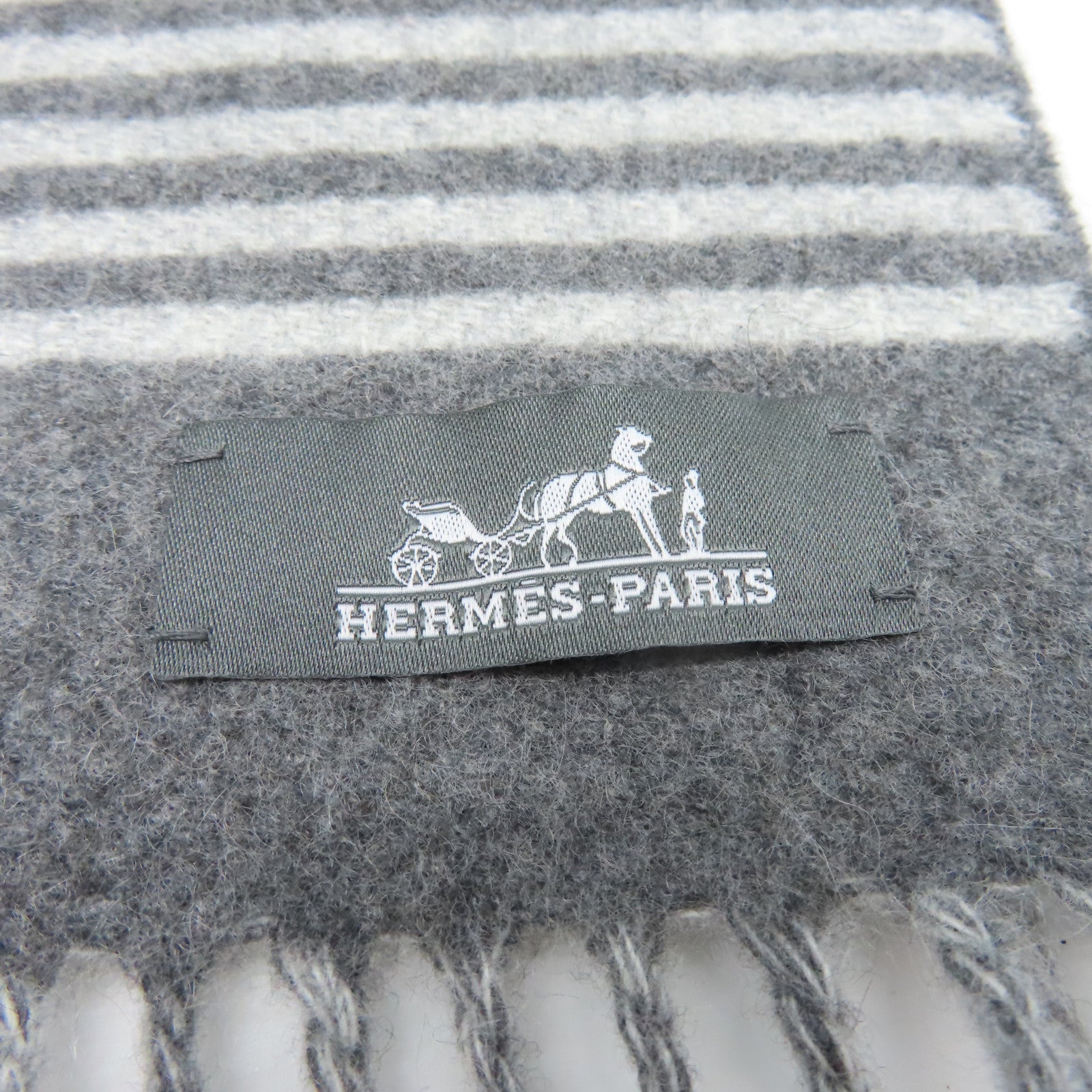HERMES 【激減優惠】羊絨Scarf圍巾灰色