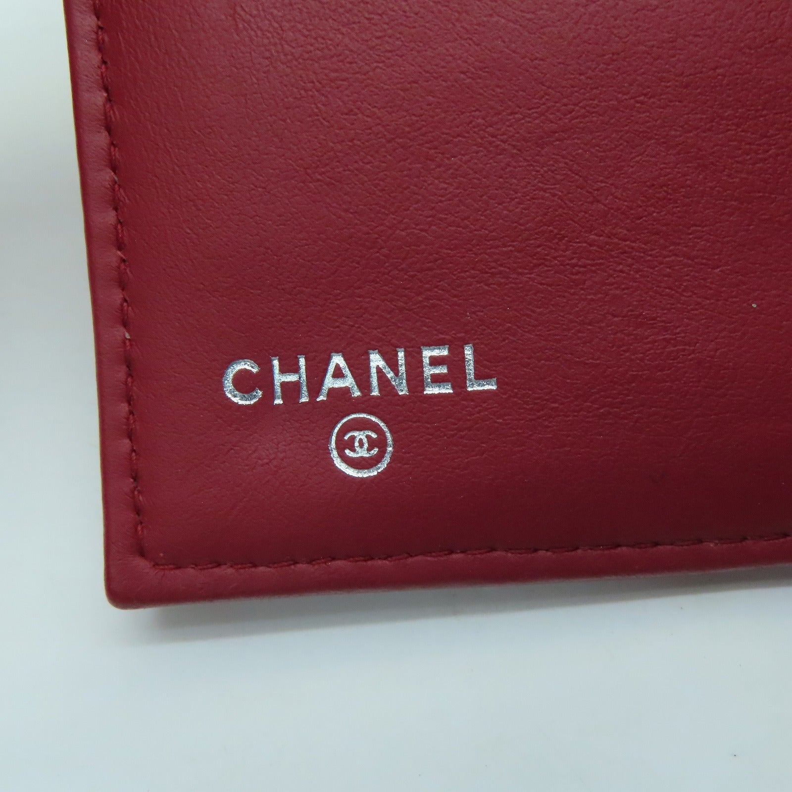 CHANEL 菱格Cavier皮革Wallet银扣钱包红色