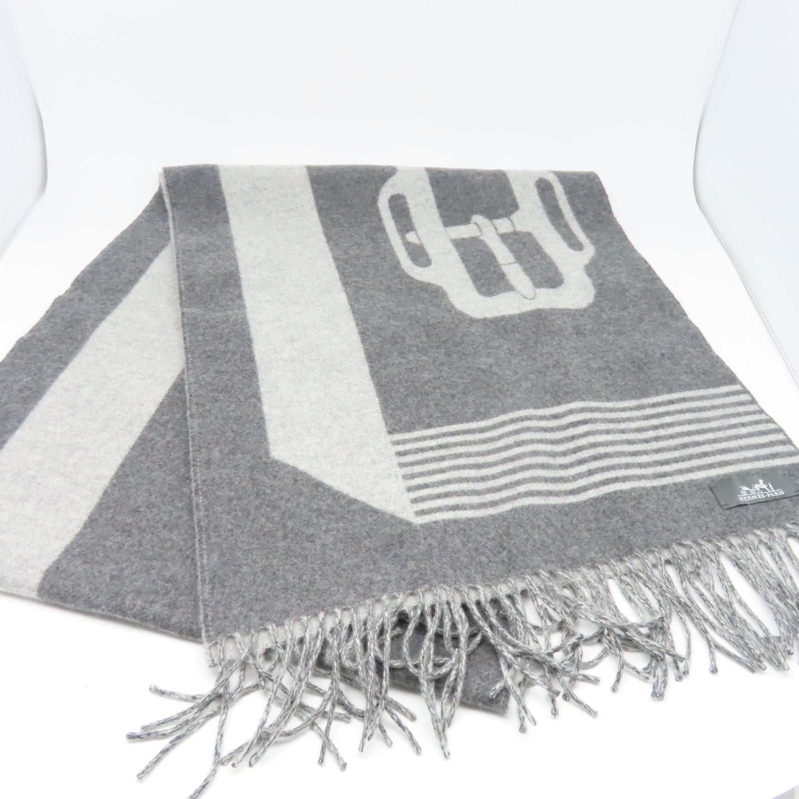 HERMES 【激減優惠】羊絨Scarf圍巾灰色