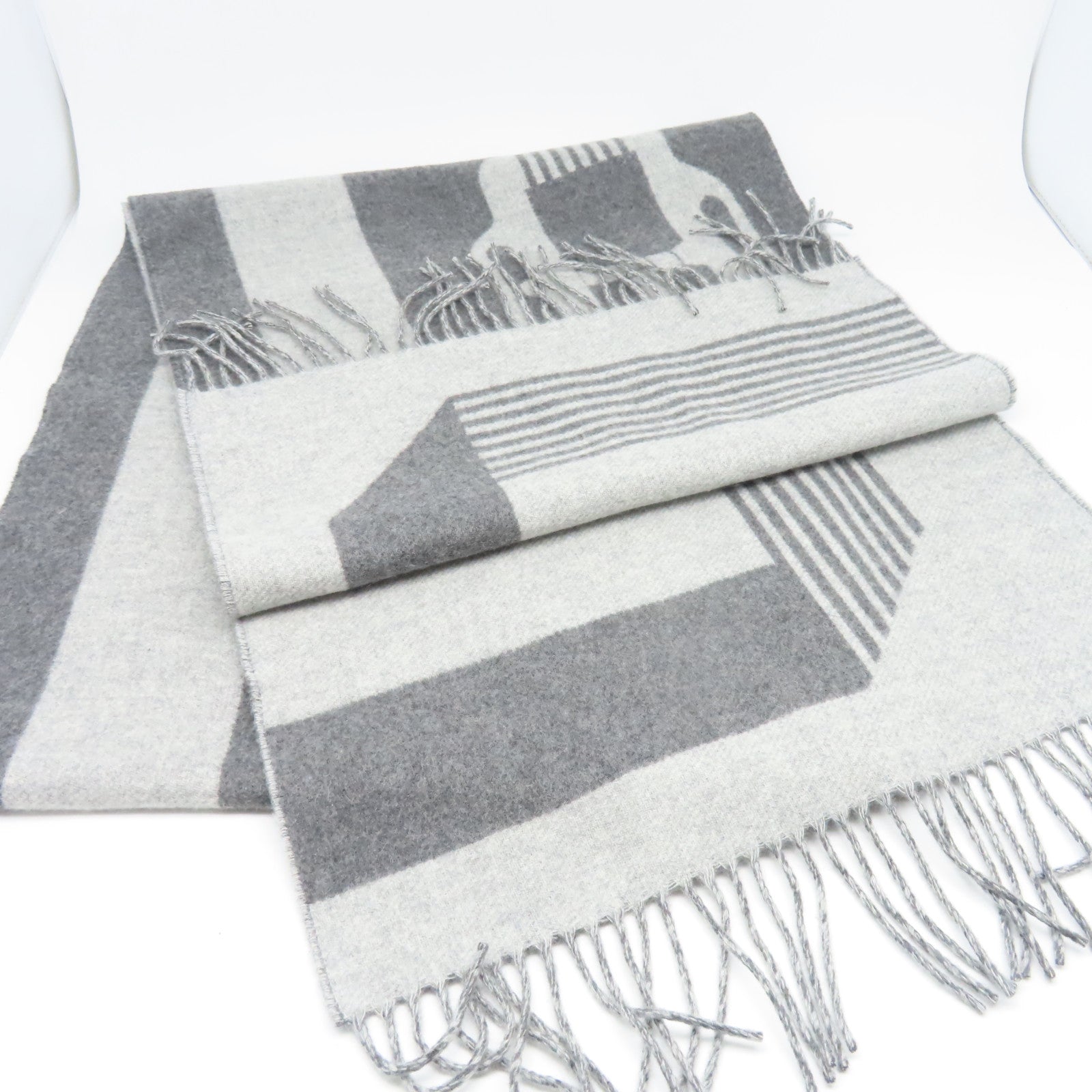 HERMES 【激減優惠】羊絨Scarf圍巾灰色