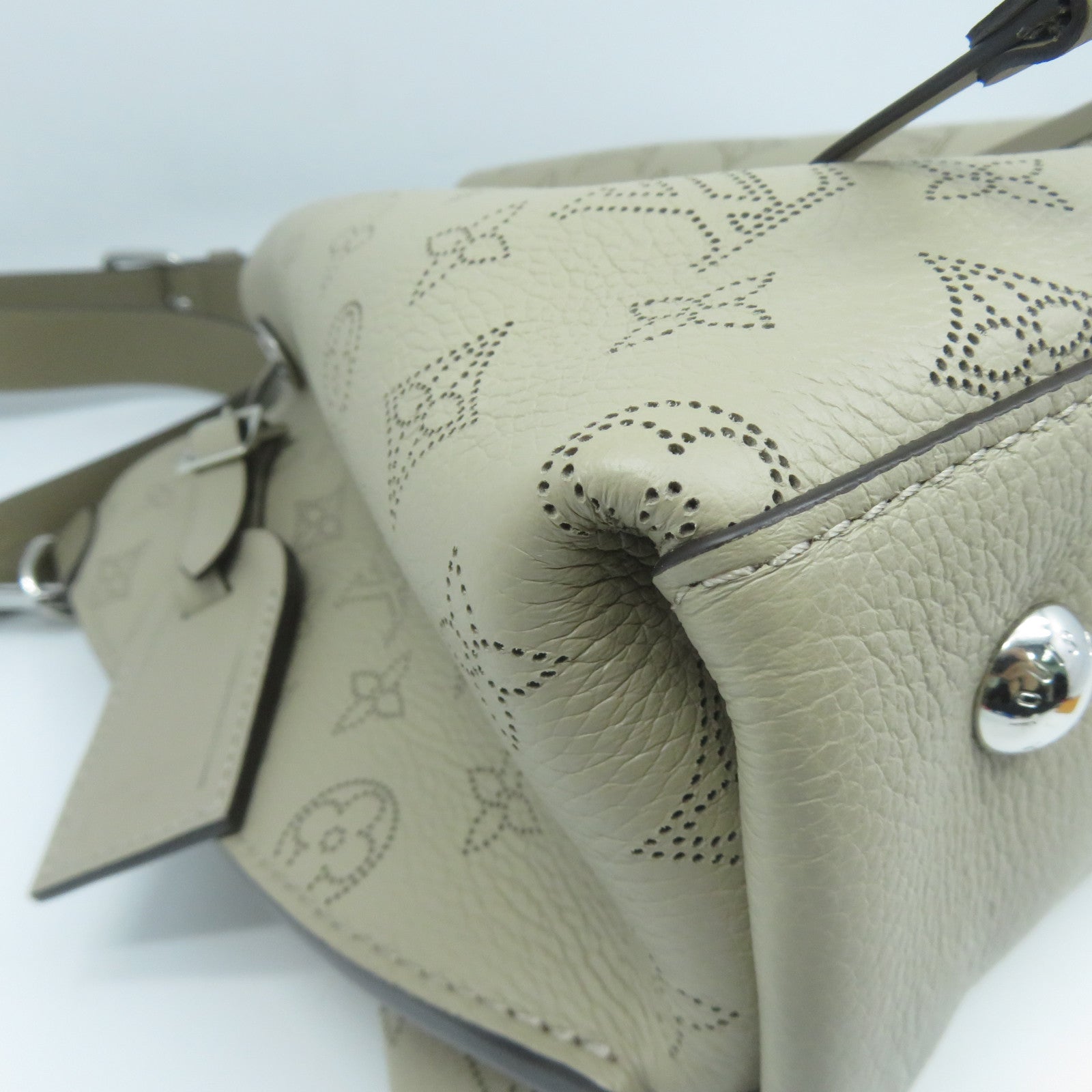 LOUIS VUITTON Mahina Muria銀扣手挽肩背兩用袋Galet卵石色