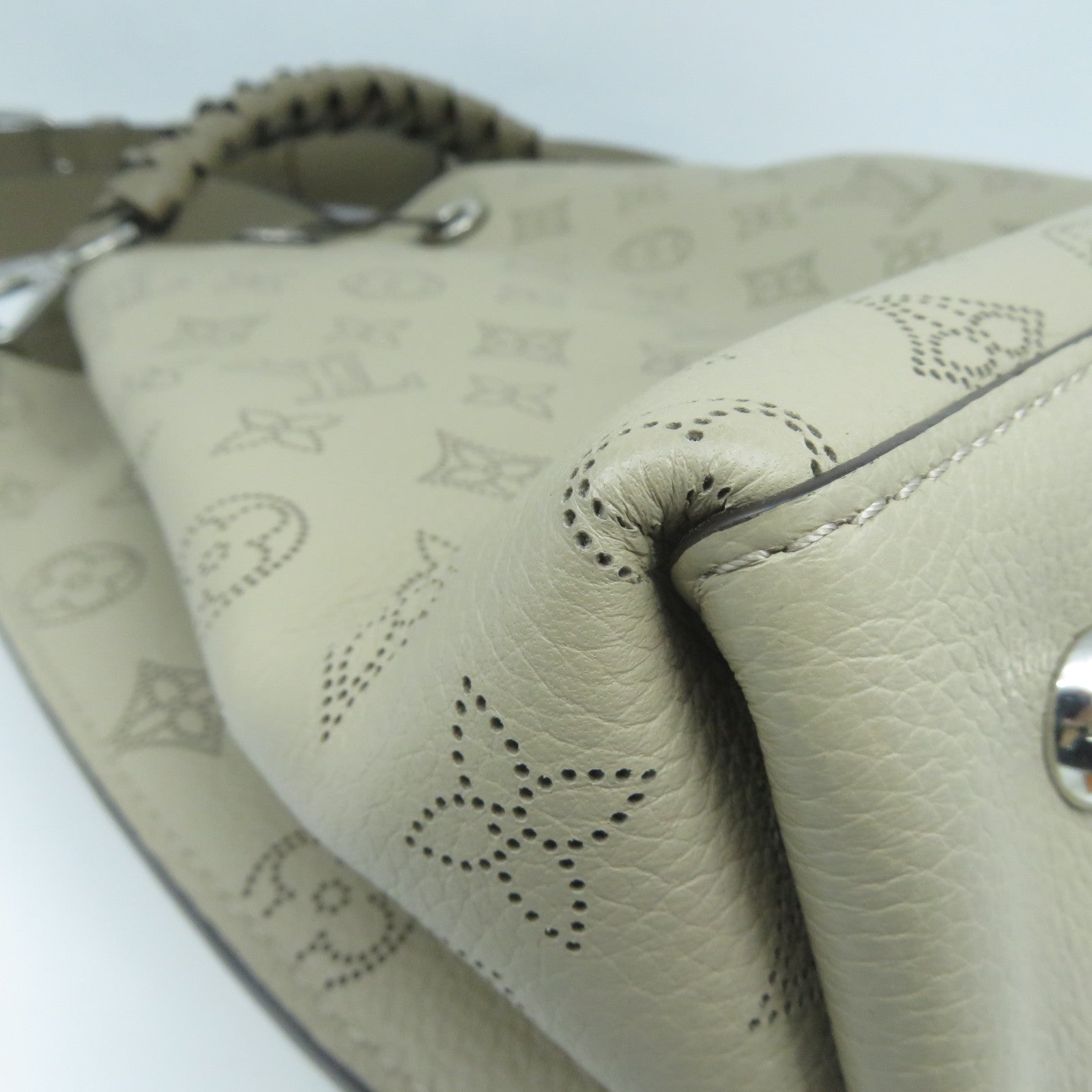 LOUIS VUITTON Mahina Muria銀扣手挽肩背兩用袋Galet卵石色