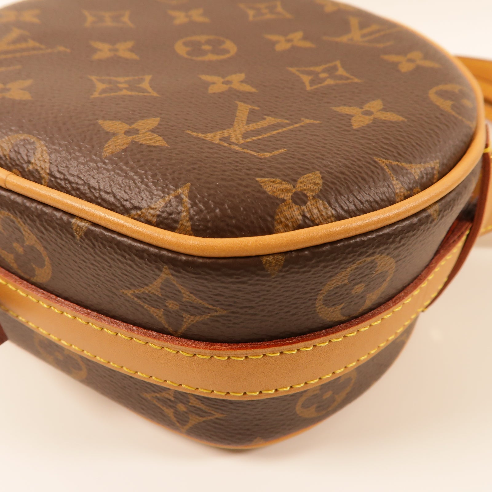 LOUIS VUITTON Monogram Botic Chapeau Souple PM金扣肩背袋啡色