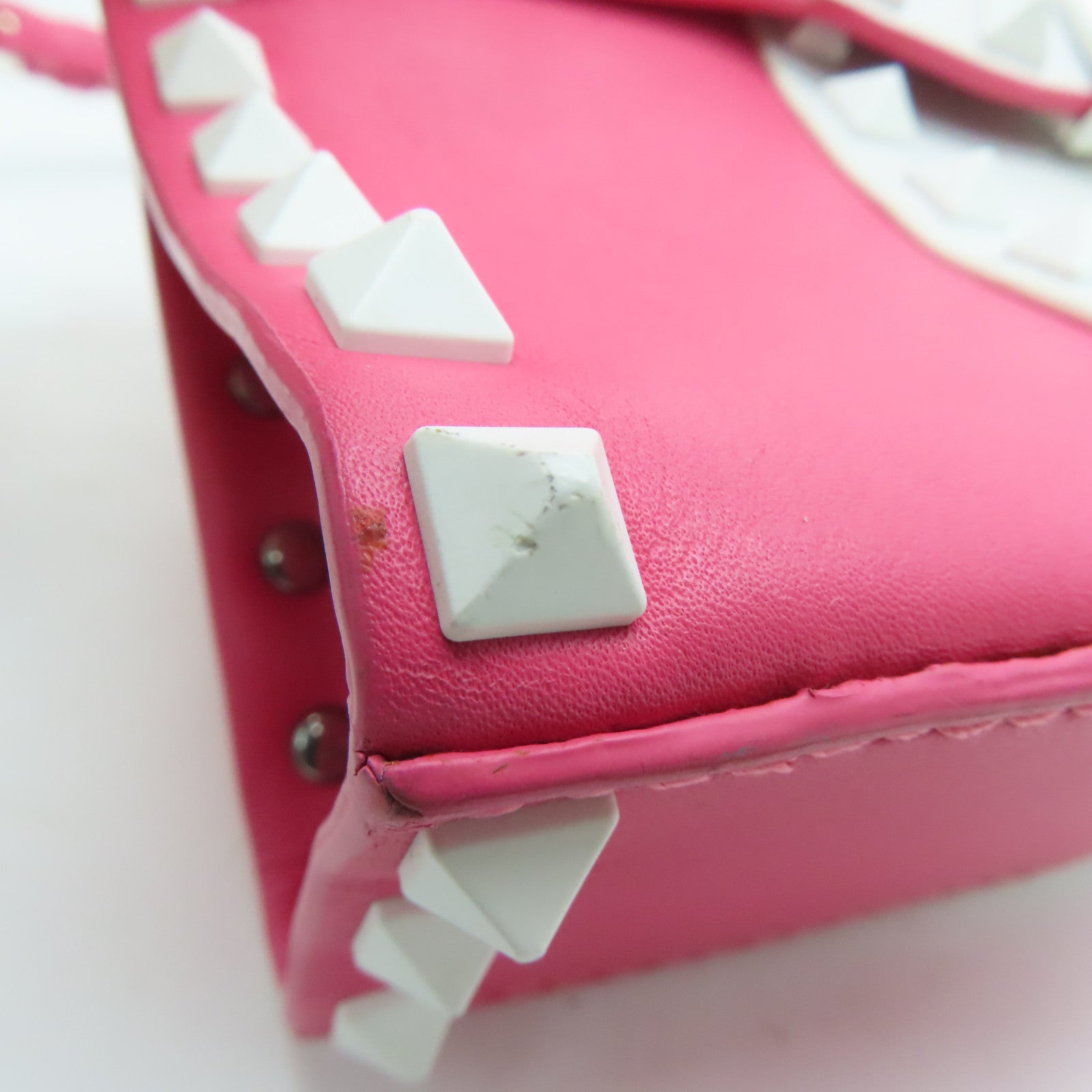 Valentino 【激減優惠】牛皮皮革Rockstud Shoulder Bag銀扣肩背袋白色/粉紅色