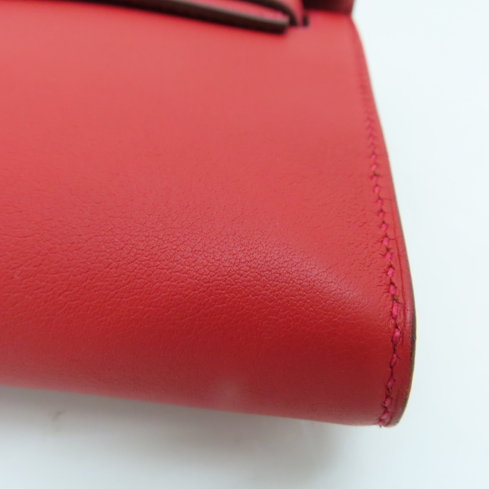 HERMES Swift皮革Kelly Cut金扣手挽袋红色