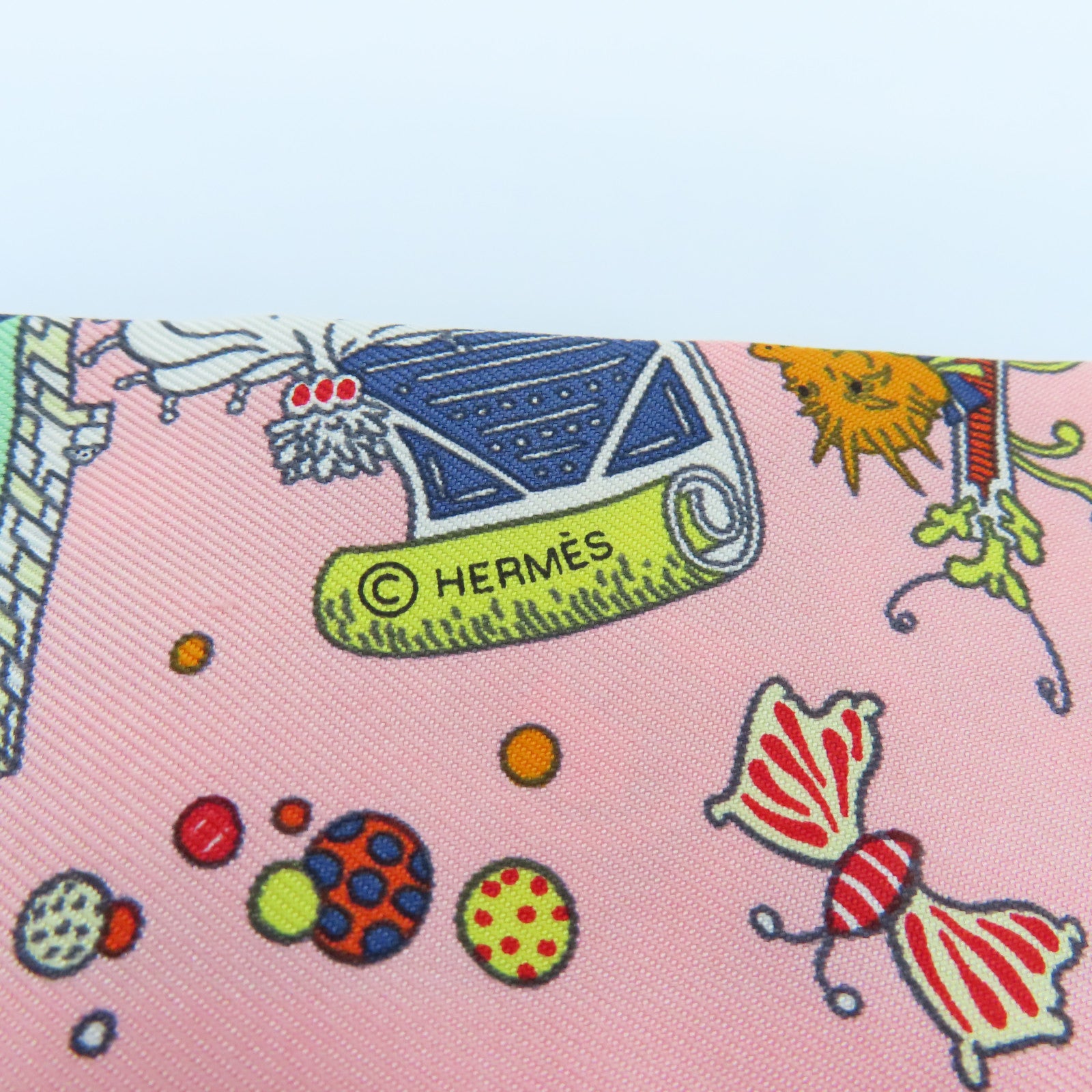 HERMES Silk Twilly Scarf Pink/Color