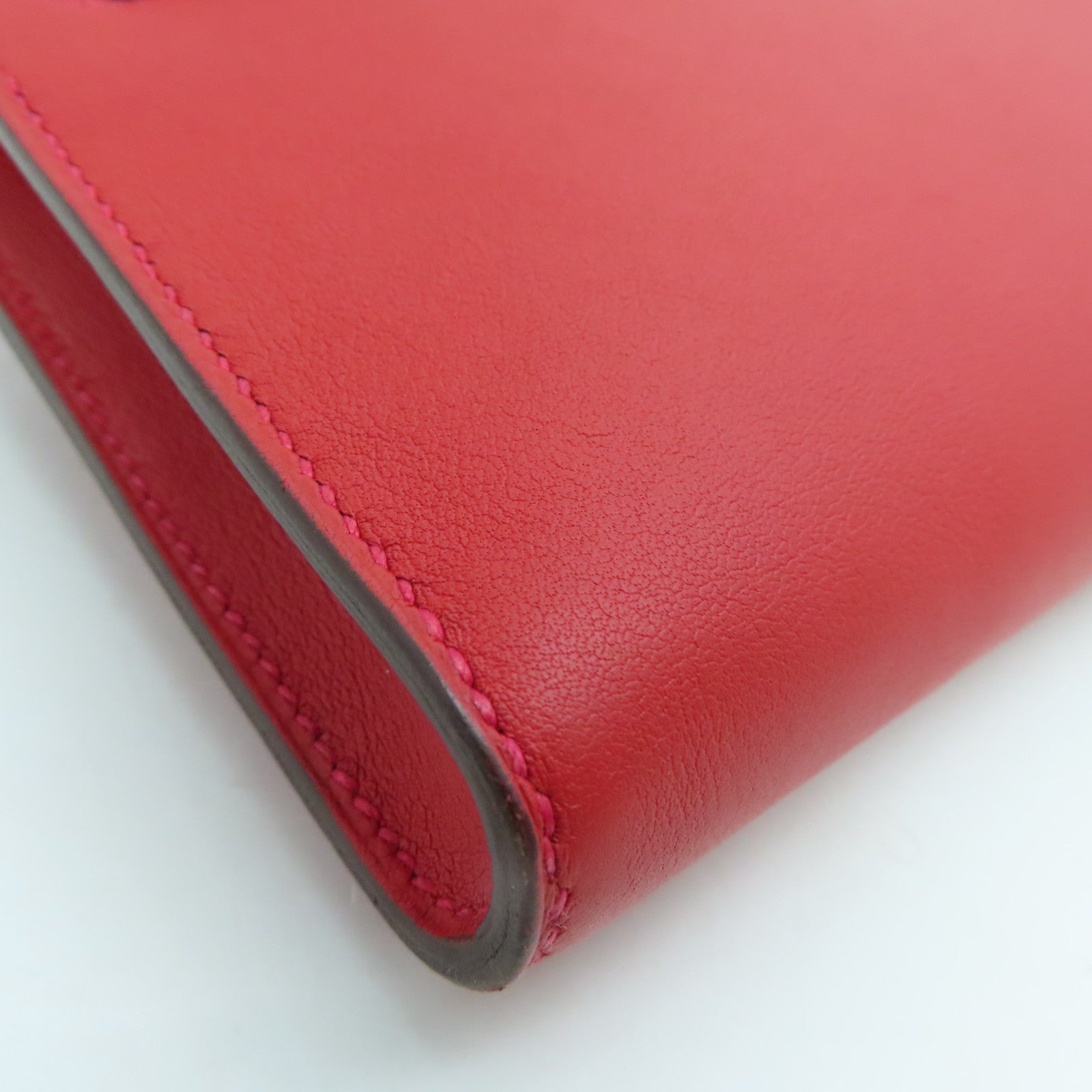 HERMES Swift皮革Kelly Cut金扣手挽袋红色