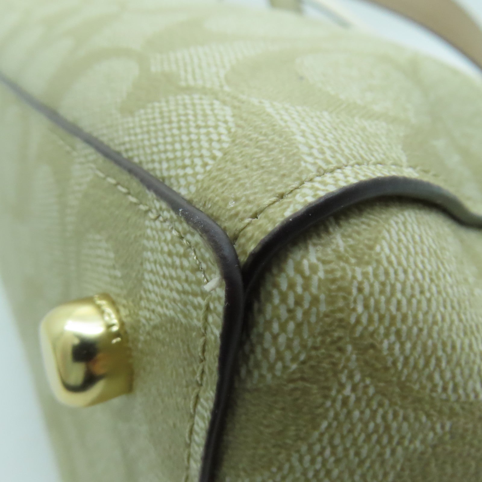 COACH Coated Canvas Cammie Chain Tote Gold Buckle Handle Bag Beige/White