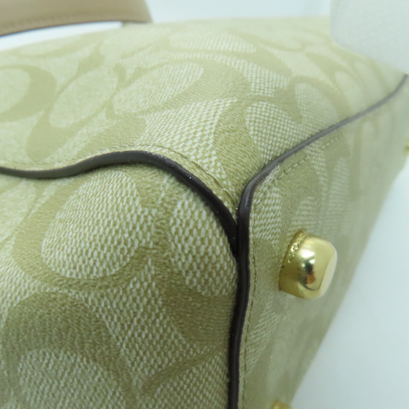 COACH Coated Canvas Cammie Chain Tote Gold Buckle Handle Bag Beige/White