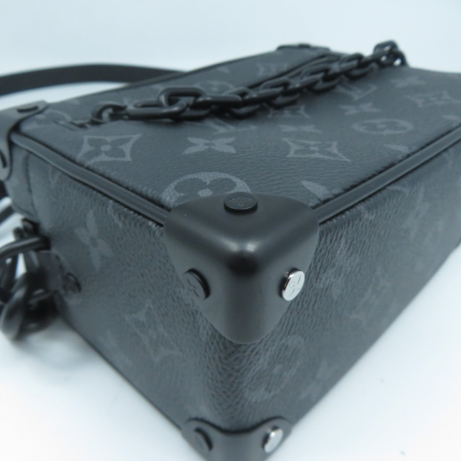 LOUIS VUITTON Monogram Eclipse Mini Soft Trunk銀扣肩背袋黑色