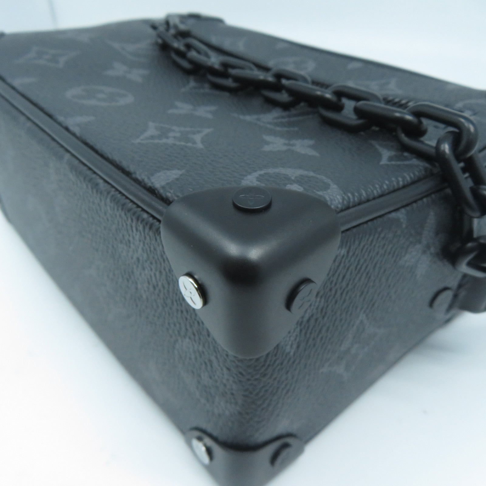 LOUIS VUITTON Monogram Eclipse Mini Soft Trunk銀扣肩背袋黑色