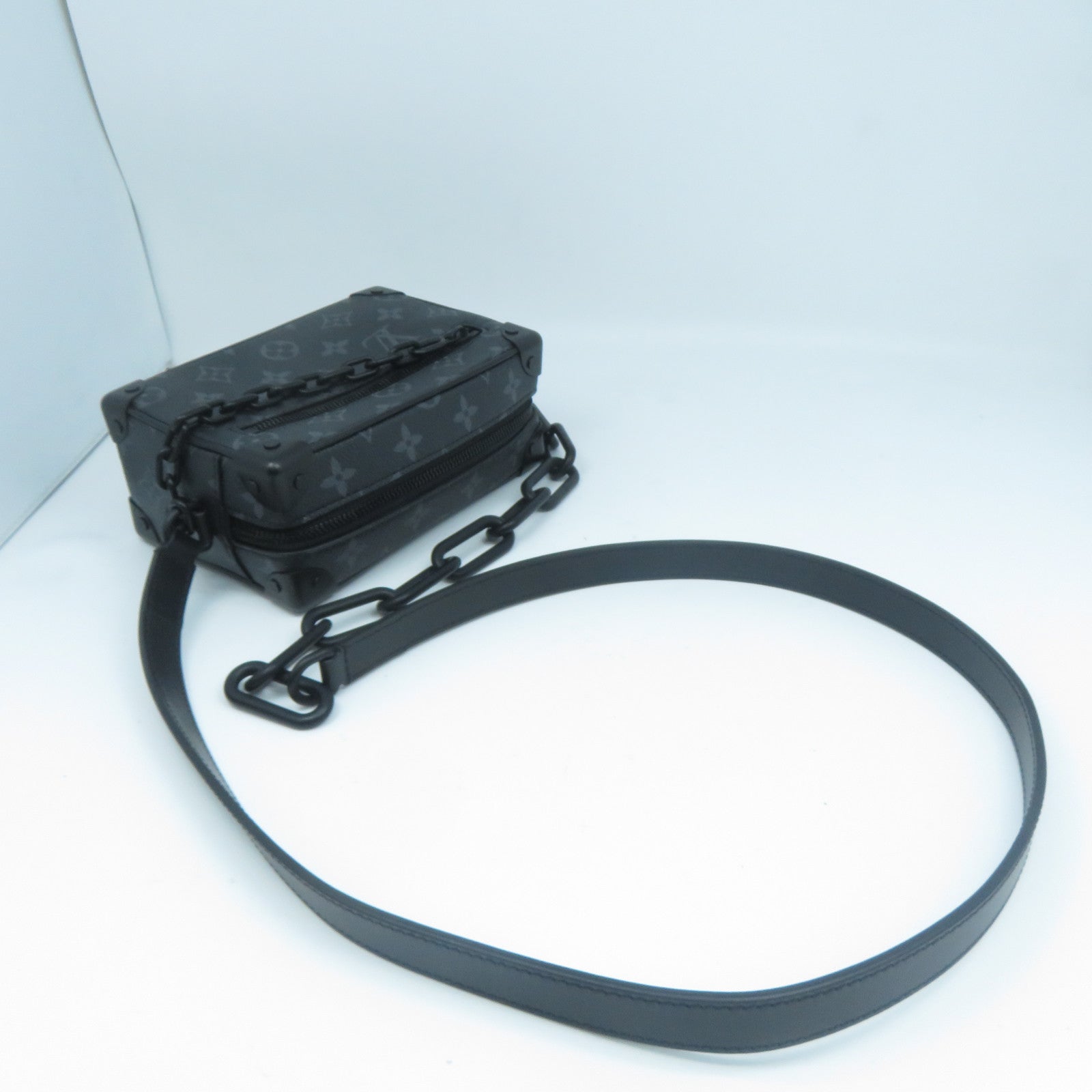 LOUIS VUITTON Monogram Eclipse Mini Soft Trunk銀扣肩背袋黑色