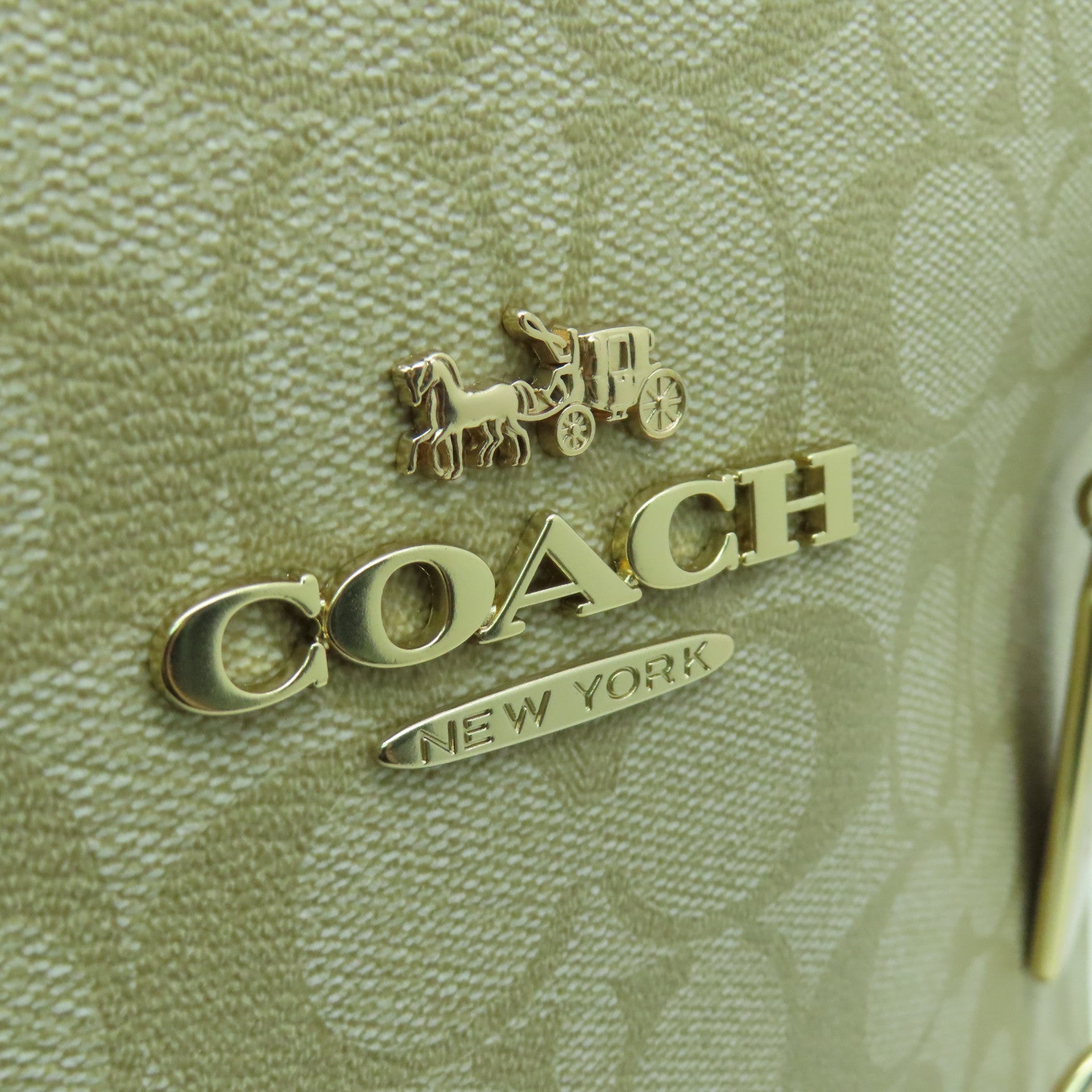 COACH Coated Canvas Cammie Chain Tote Gold Buckle Handle Bag Beige/White