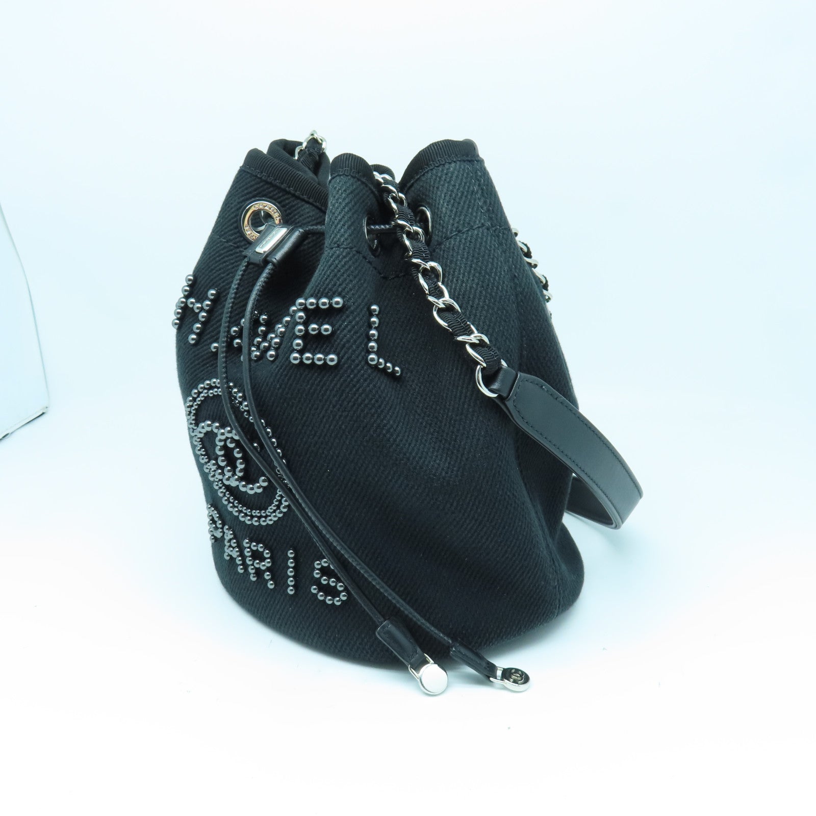 CHANEL 帆布Chain Shoulder银扣链带肩背袋黑色