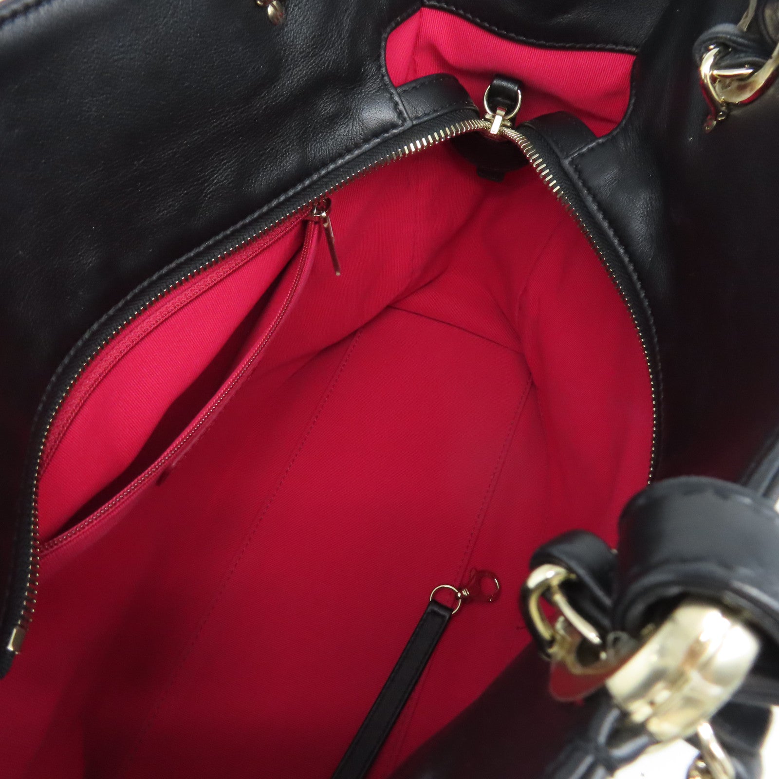 CHANEL 羊皮皮革Totebag金扣链带手挽肩背两用袋黑色