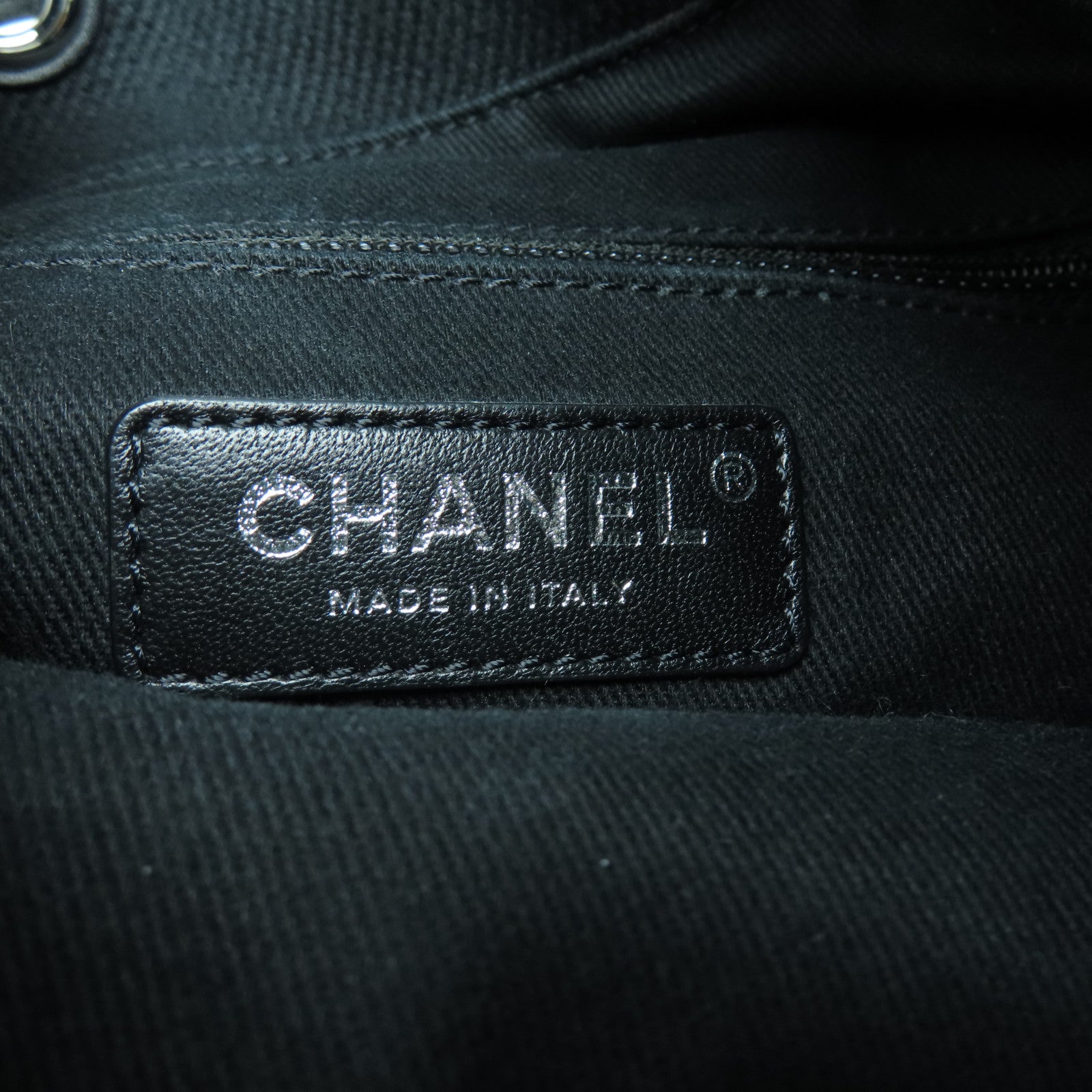 CHANEL 帆布Chain Shoulder银扣链带肩背袋黑色