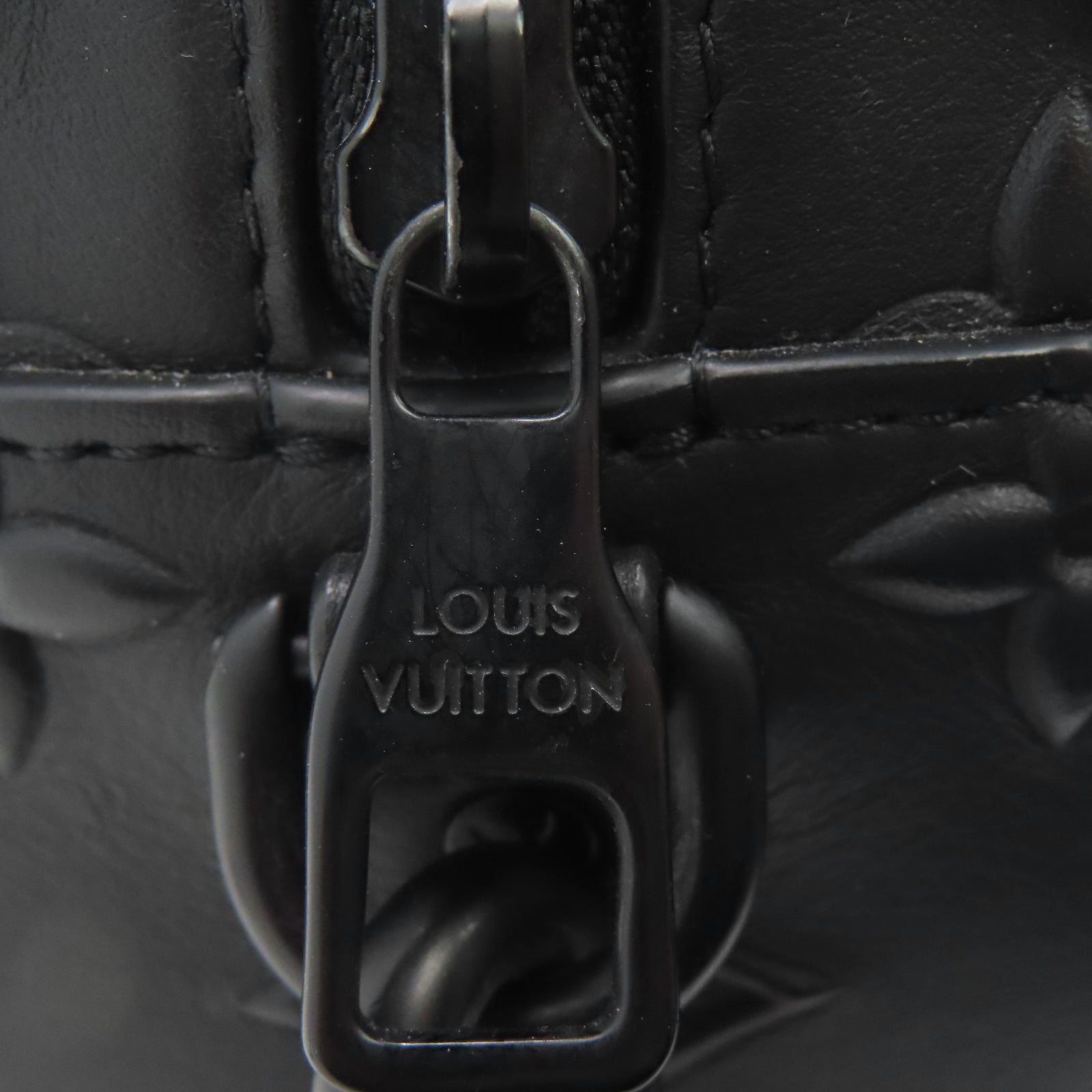 LOUIS VUITTON 牛皮皮革Mini Soft Trunk链带肩背袋黑色