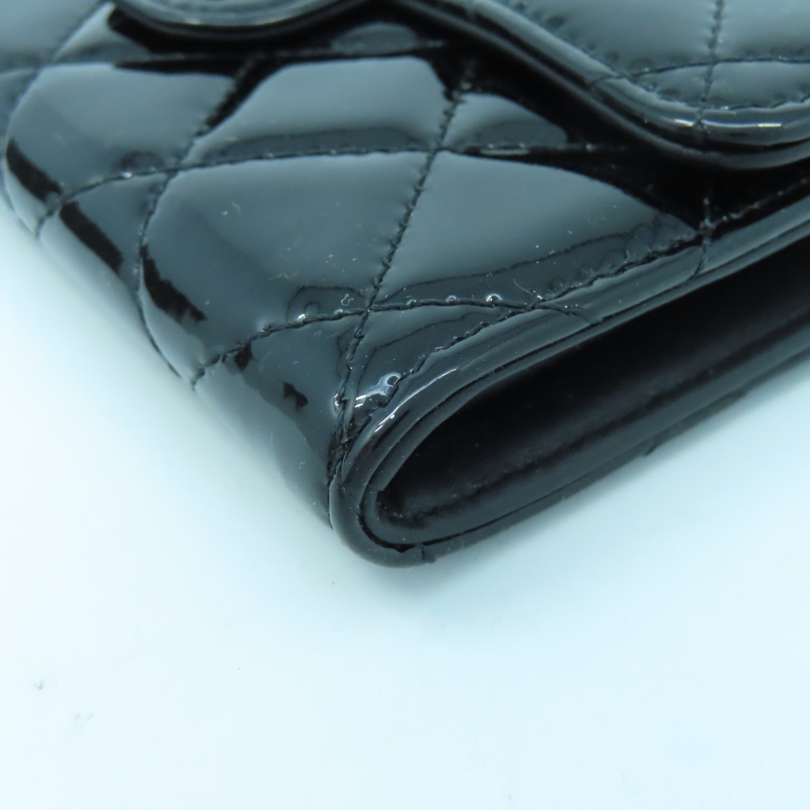 CHANEL 菱格漆皮皮革Wallet銀扣錢包黑色