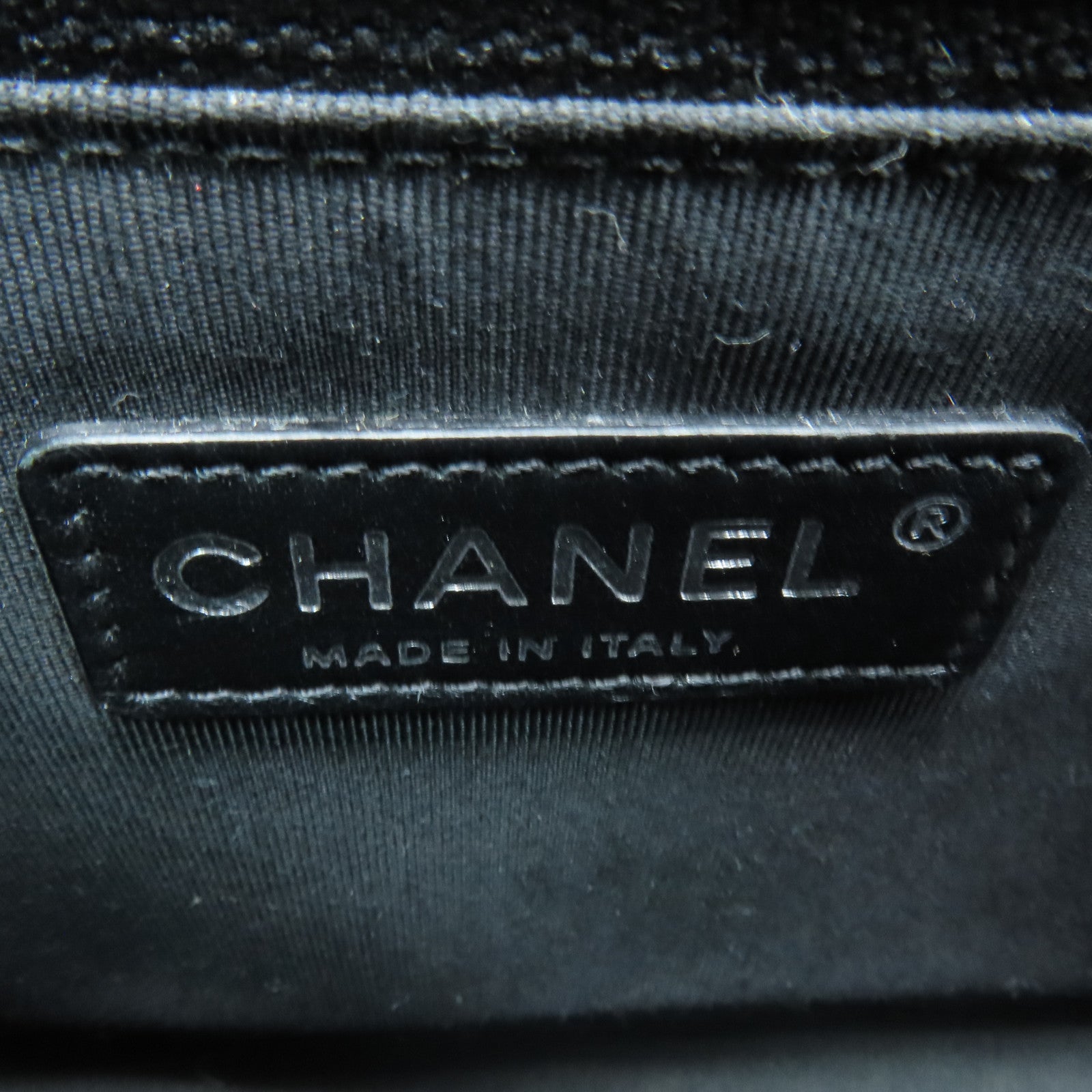 CHANEL 菱格羊皮皮革Boy Chanel銀扣鏈帶肩背袋黑色
