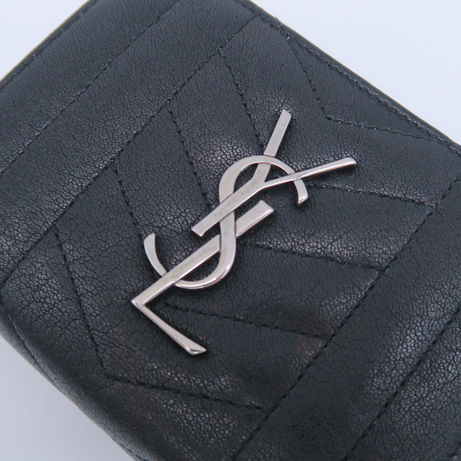 YVES SAINT LAURENT 牛皮皮革Wallet銀扣錢包黑色