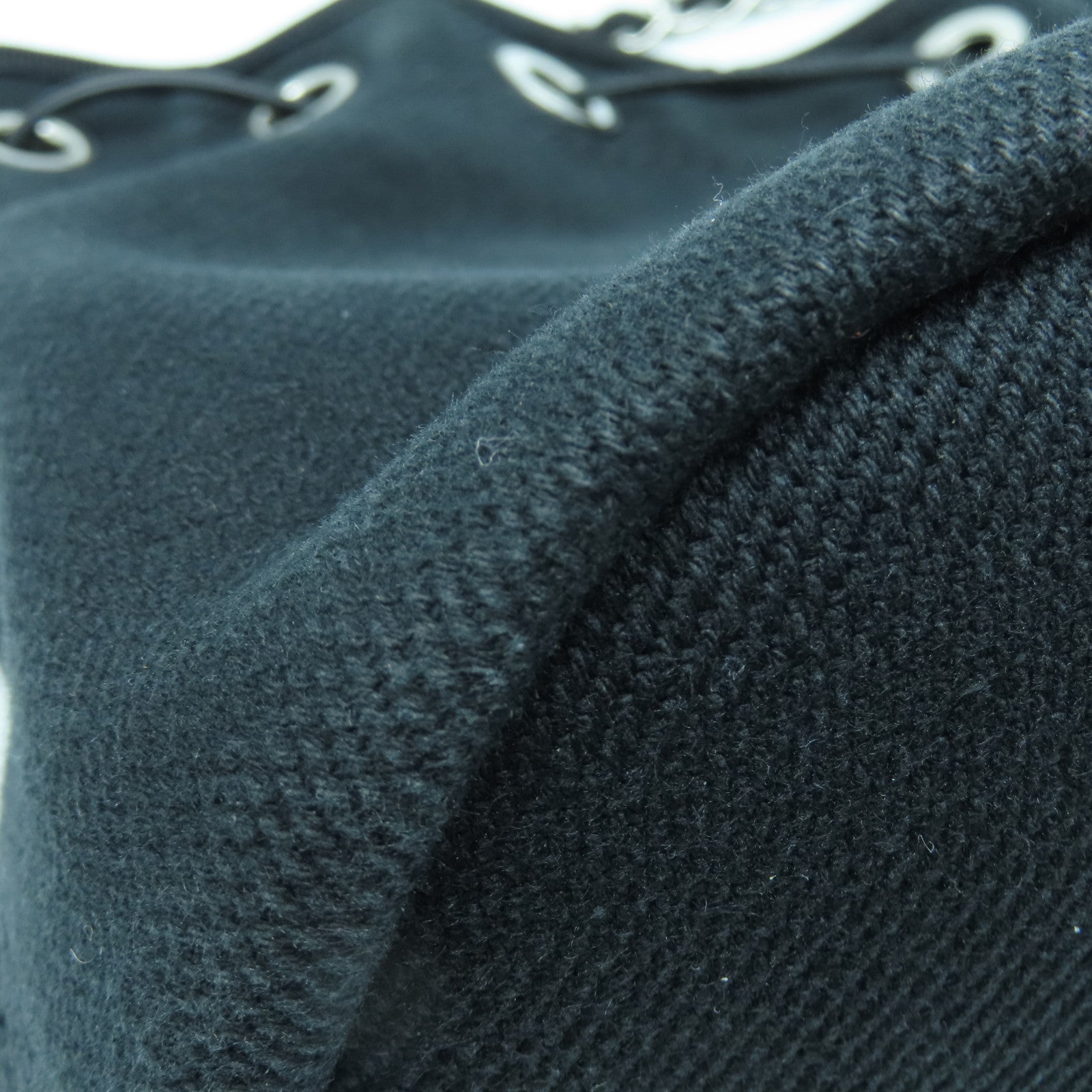 CHANEL 帆布Chain Shoulder银扣链带肩背袋黑色