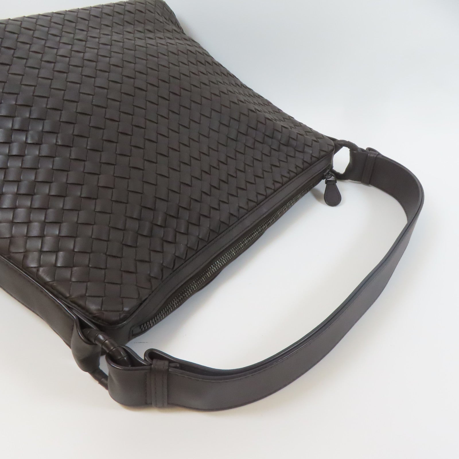 BOTTEGA VENETA 牛皮皮革Shoulder Bag肩背袋啡色