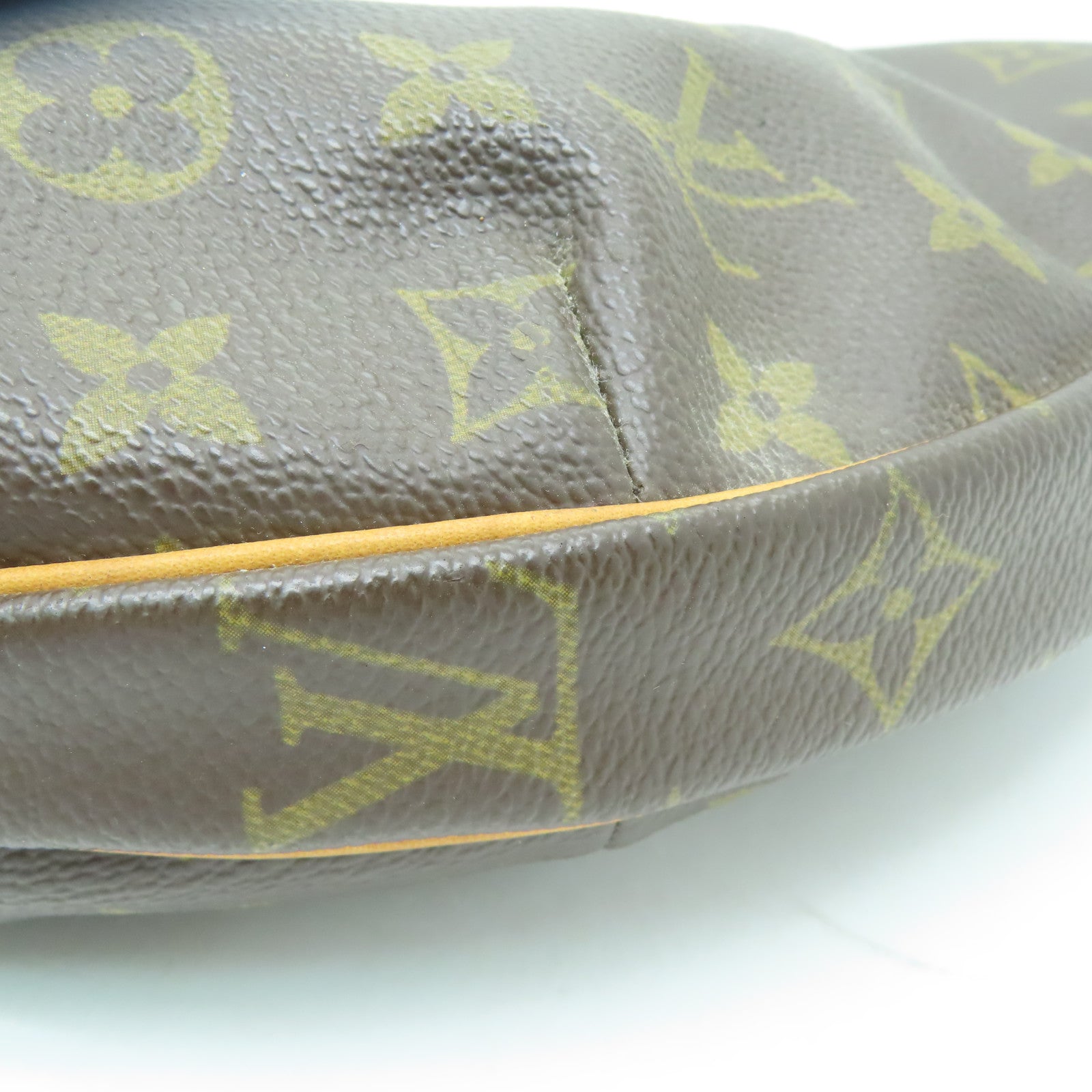 LOUIS VUITTON Monogram Croissant MM金扣手挽肩背两用袋啡色