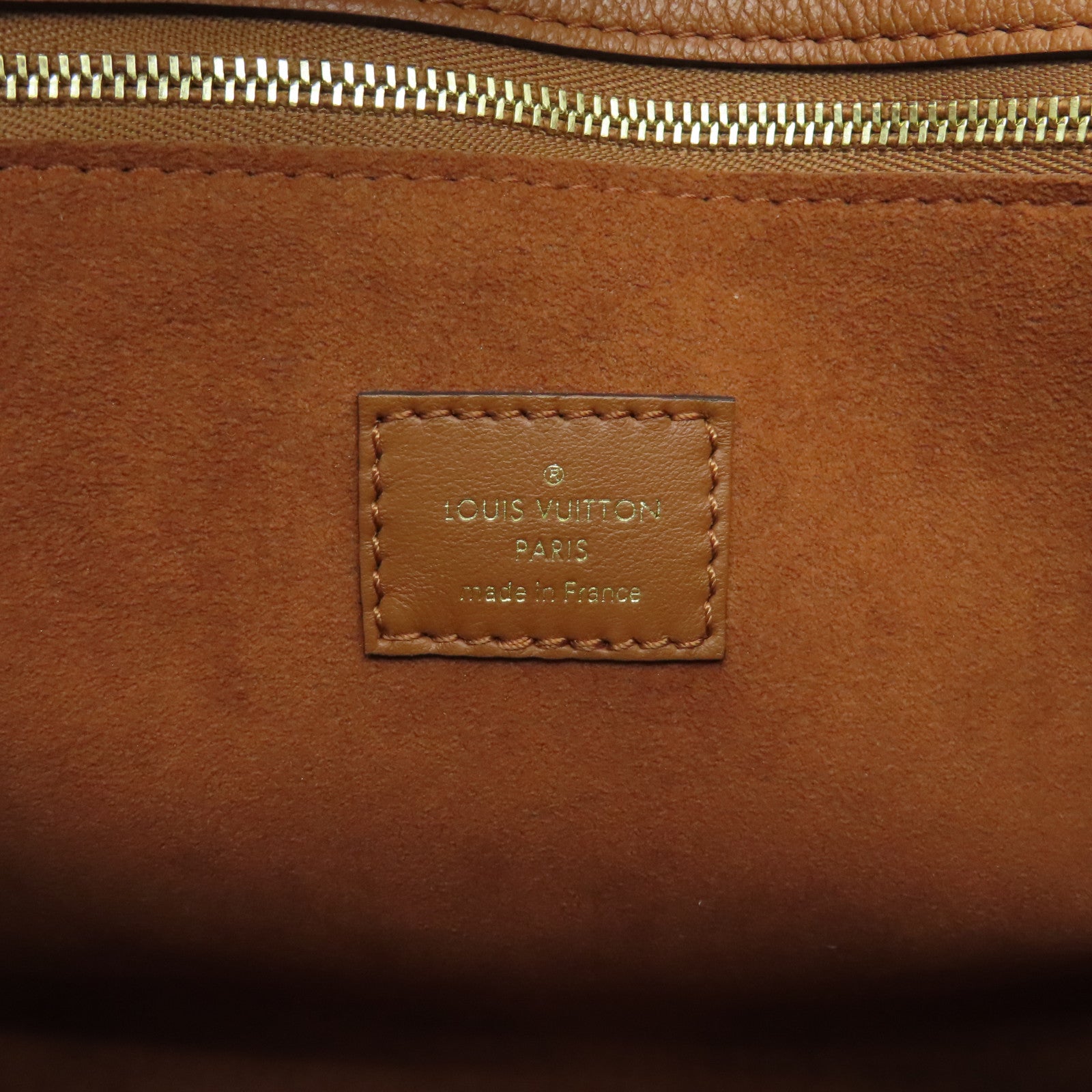 LOUIS VUITTON 牛皮皮革On My Side MM金扣肩背袋啡色