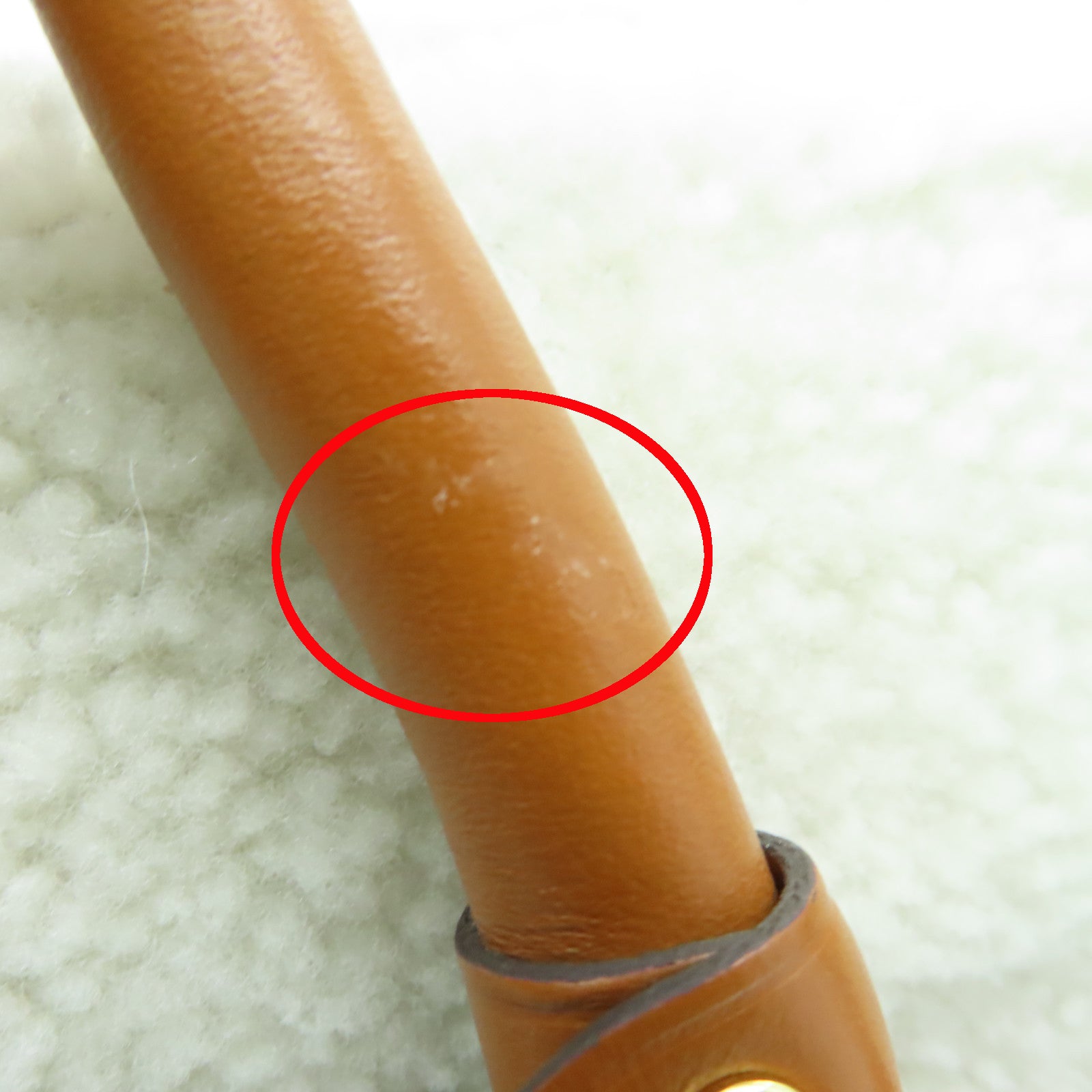 LOUIS VUITTON 牛皮皮革On My Side MM金扣肩背袋啡色