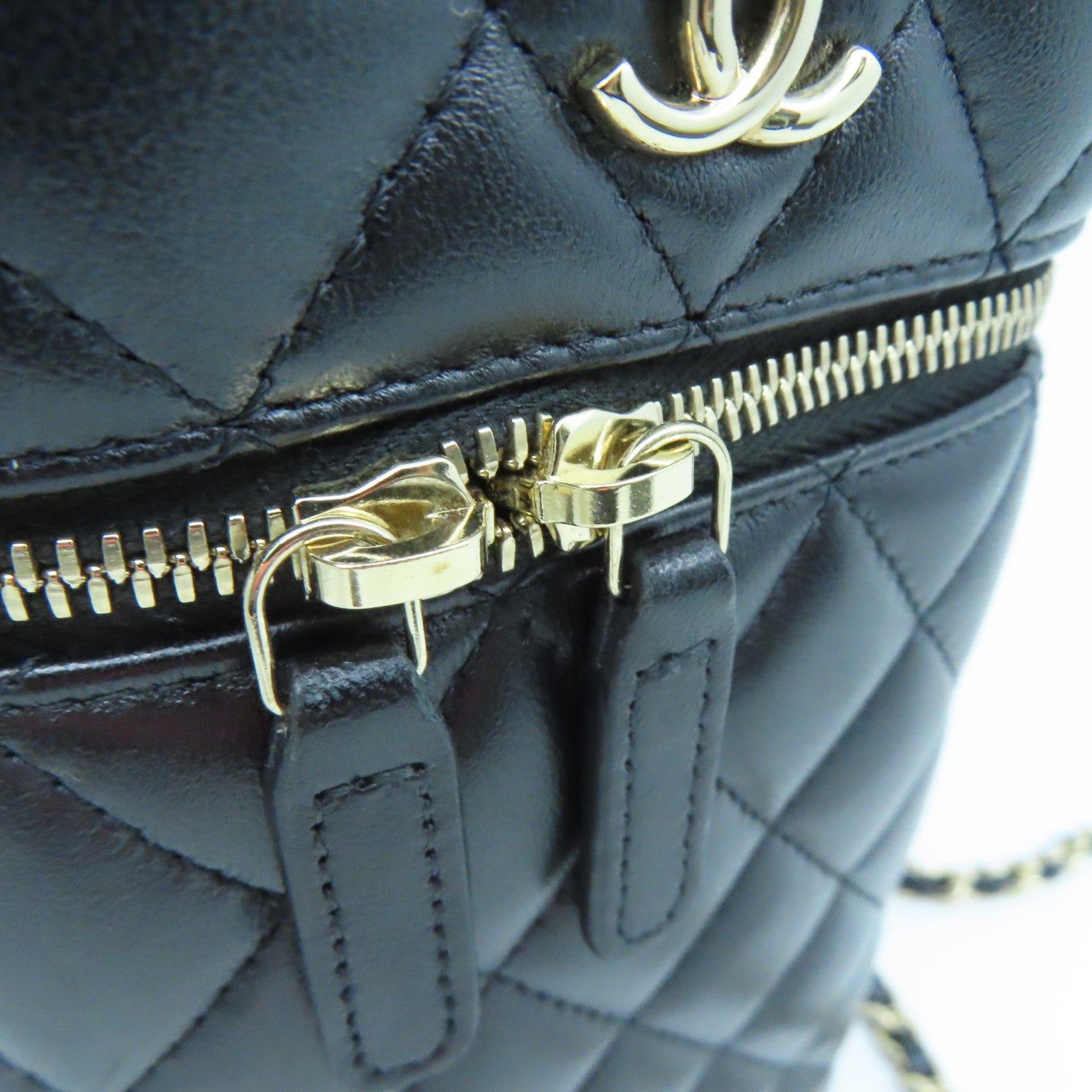CHANEL 菱格羊皮皮革Chain Shoulder Bag金扣鏈帶肩背袋黑色