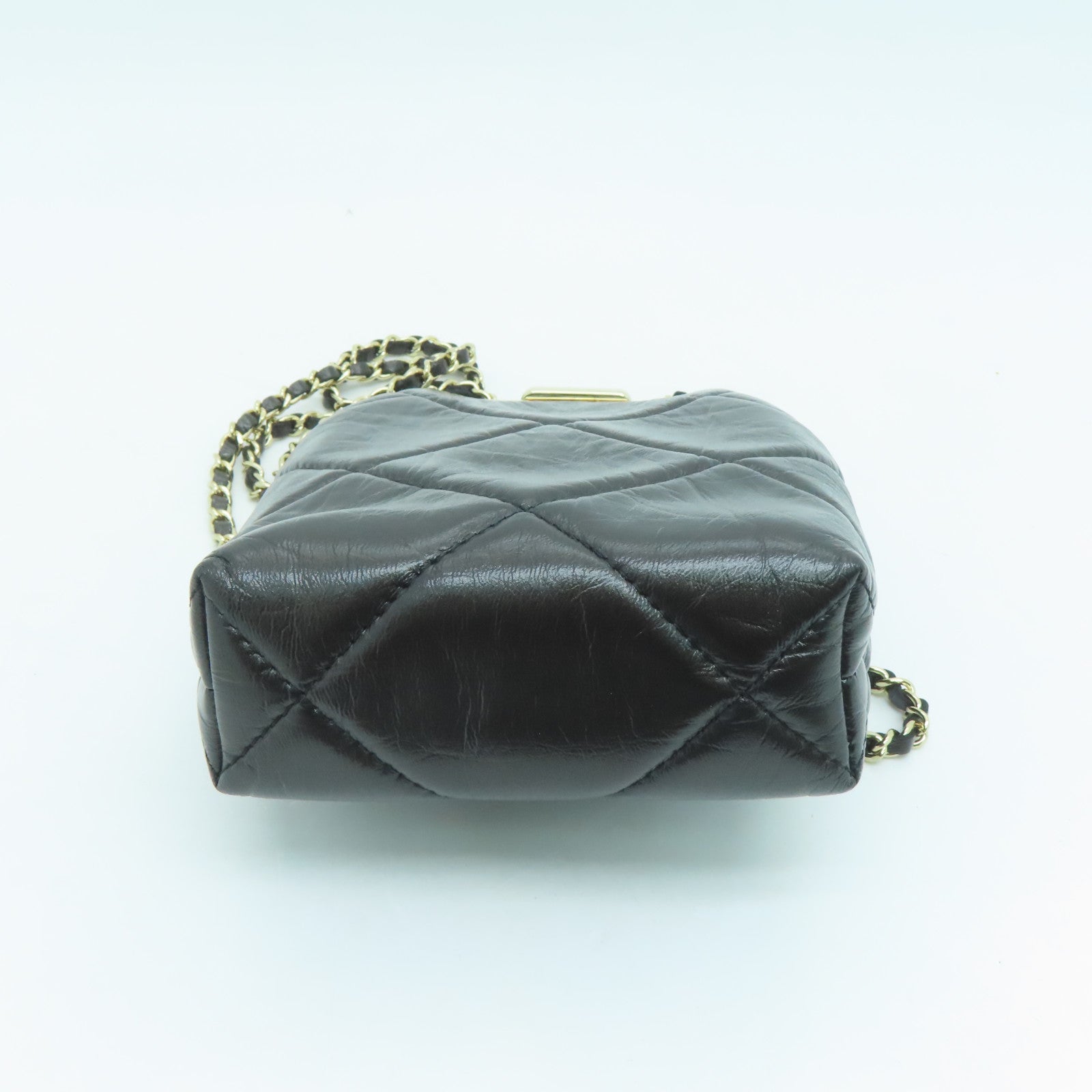 CHANEL rhombic cowhide leather Chain Shoulder Bag gold buckle chain shoulder bag black