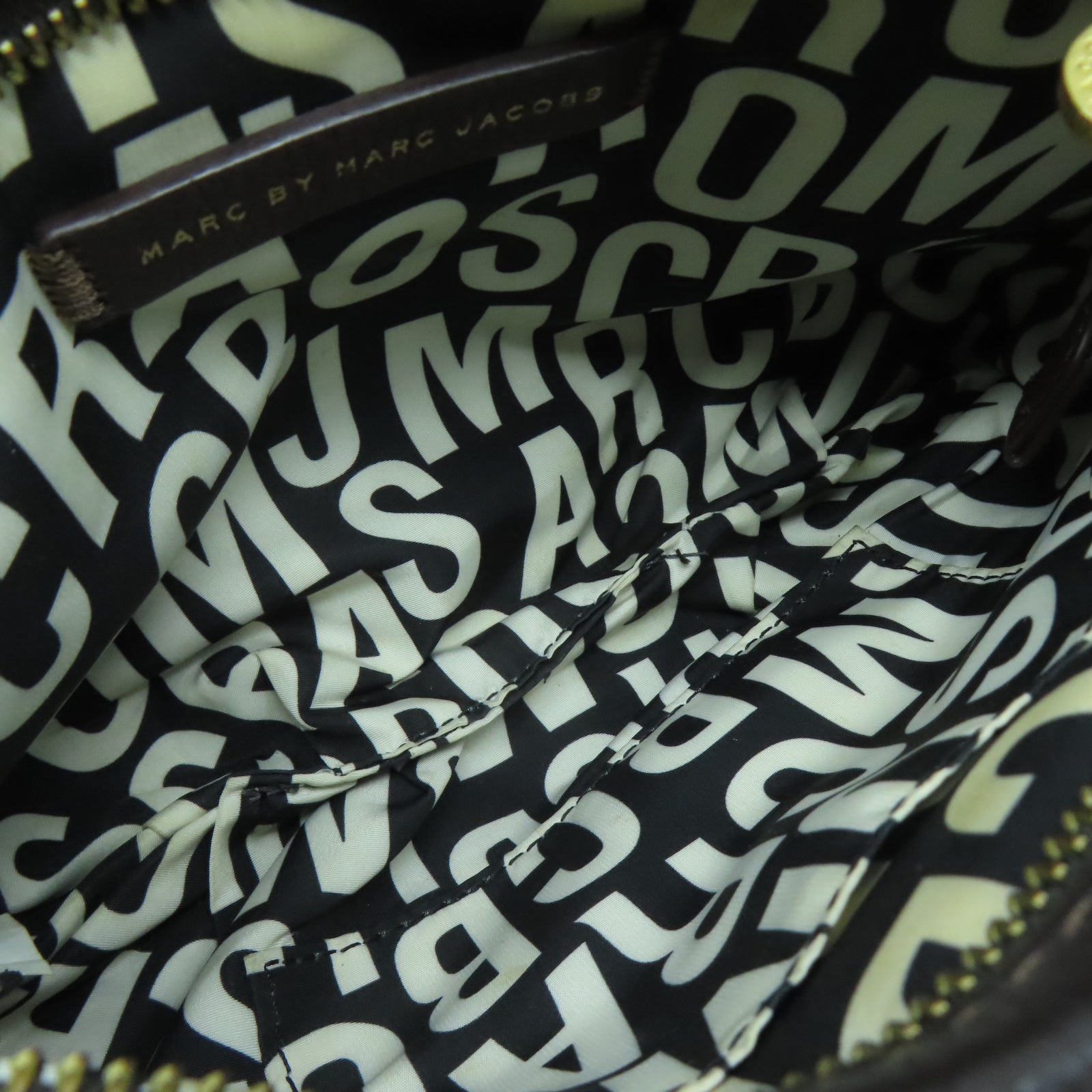 MARC BY MARC JACOBS 【激減優惠】牛皮皮革Shoulder Bag金扣肩背袋啡色