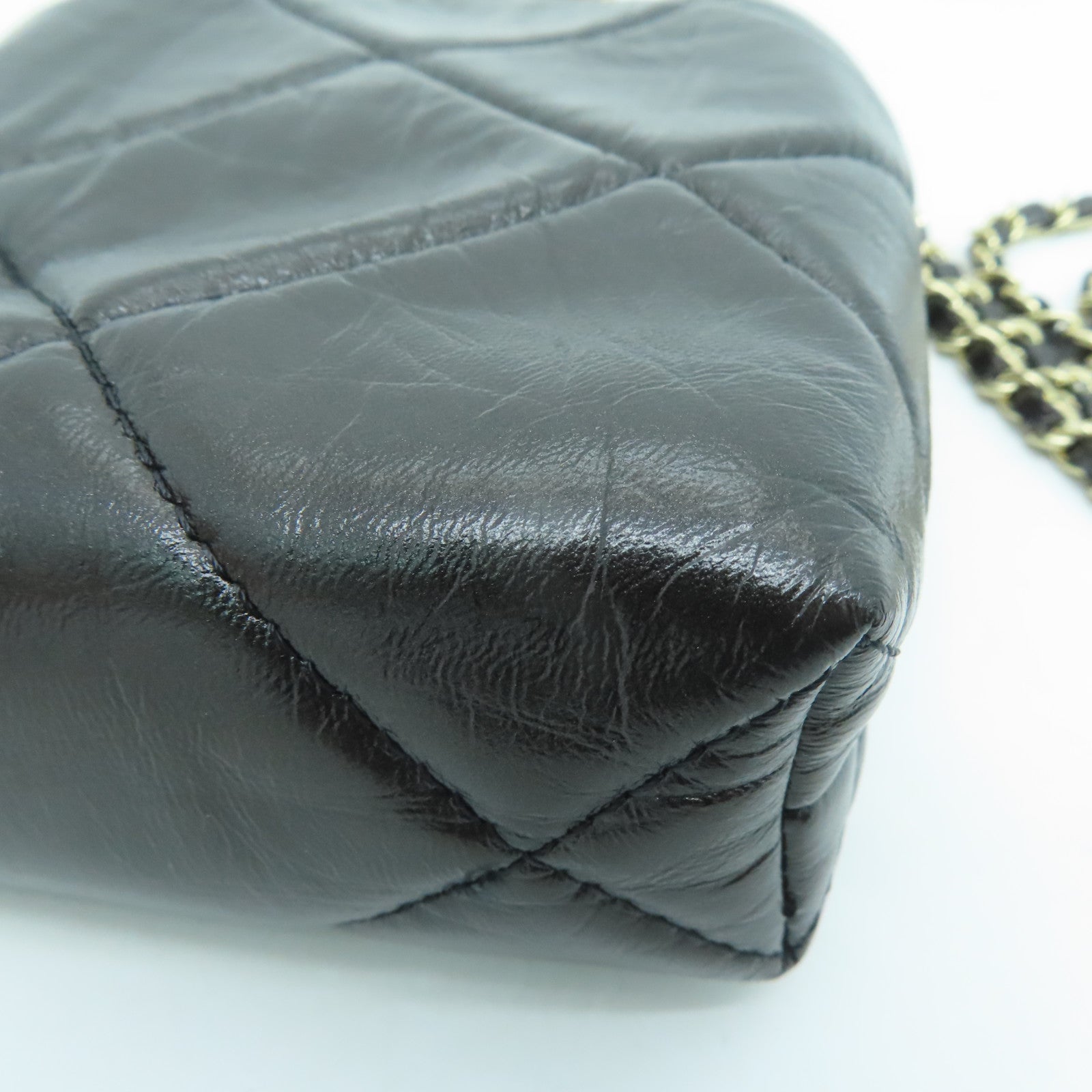 CHANEL rhombic cowhide leather Chain Shoulder Bag gold buckle chain shoulder bag black