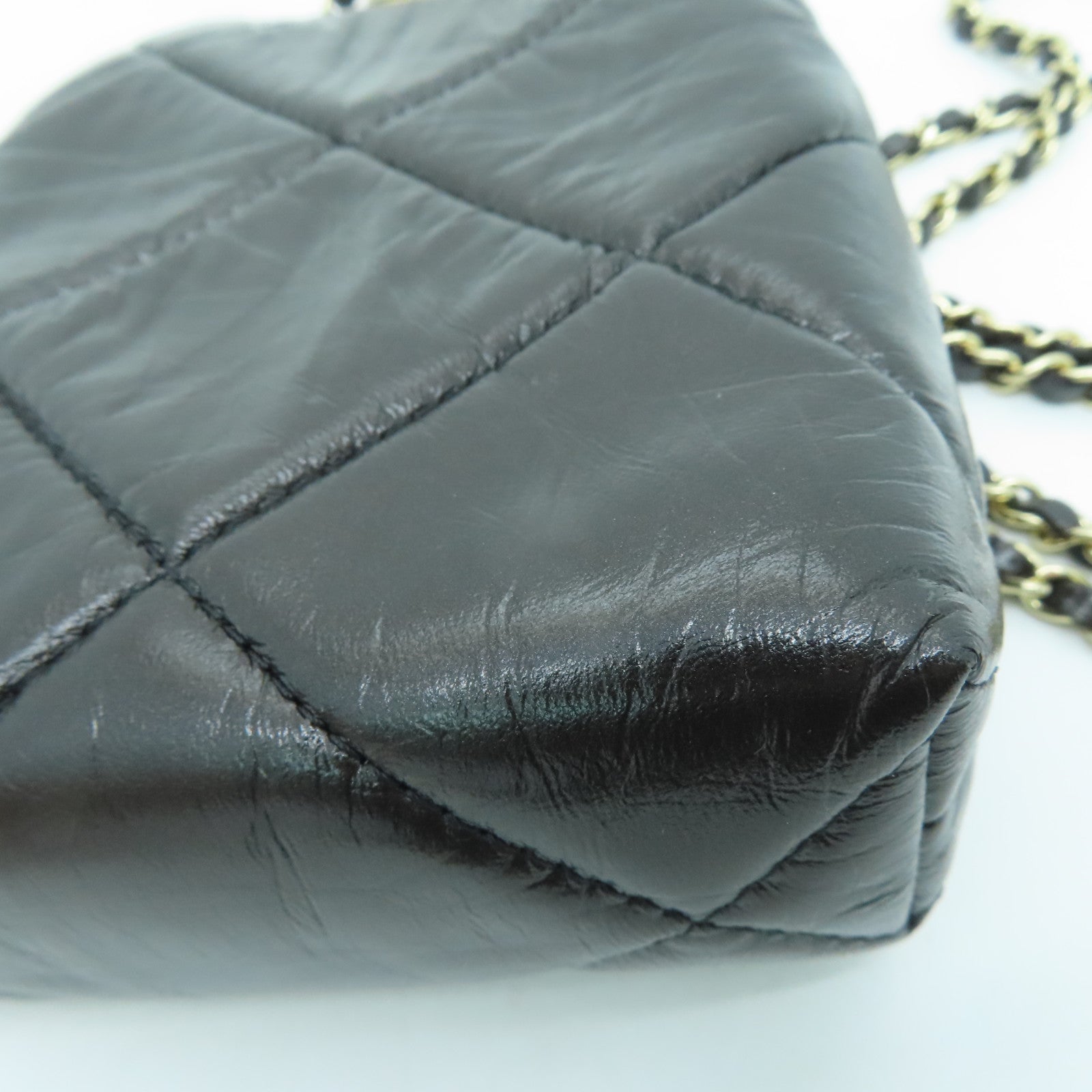 CHANEL rhombic cowhide leather Chain Shoulder Bag gold buckle chain shoulder bag black